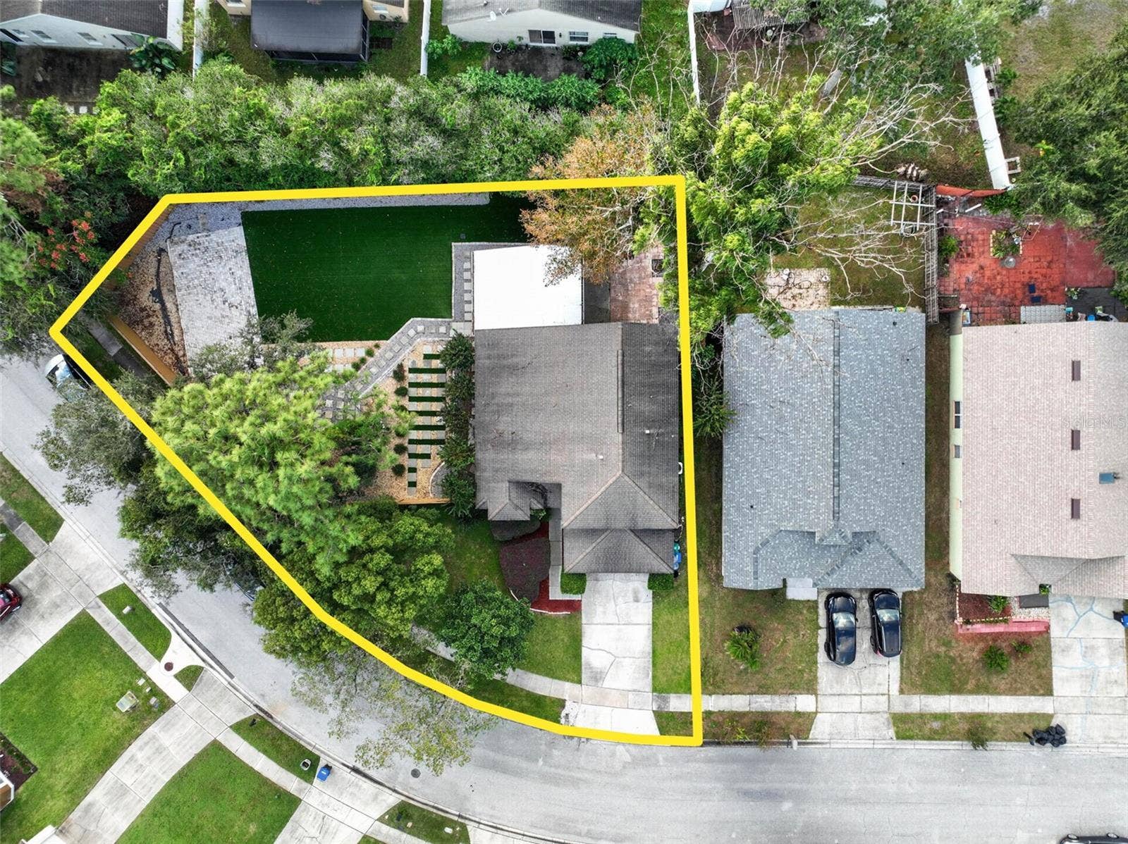 3828 GUILDFORD COURT, Orlando, FL 32817 3828 GUILDFORD COURT, Orlando, FL 32817