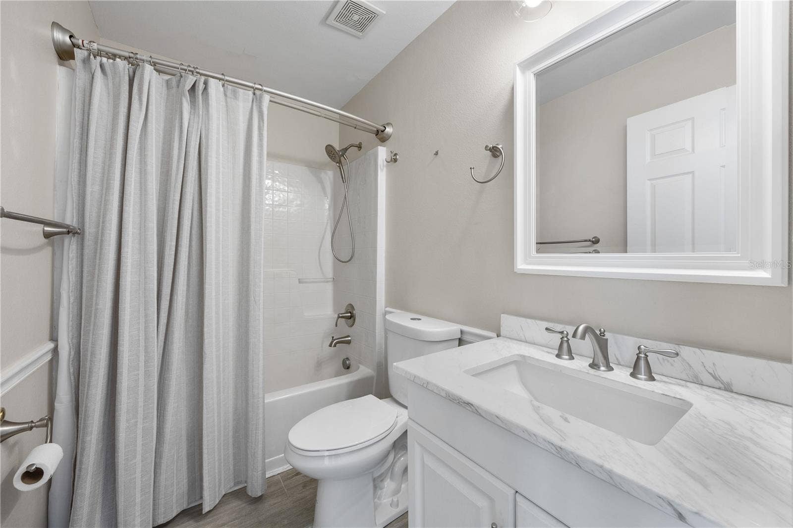 2085 OLDHAM AVENUE, Deltona, FL 32725