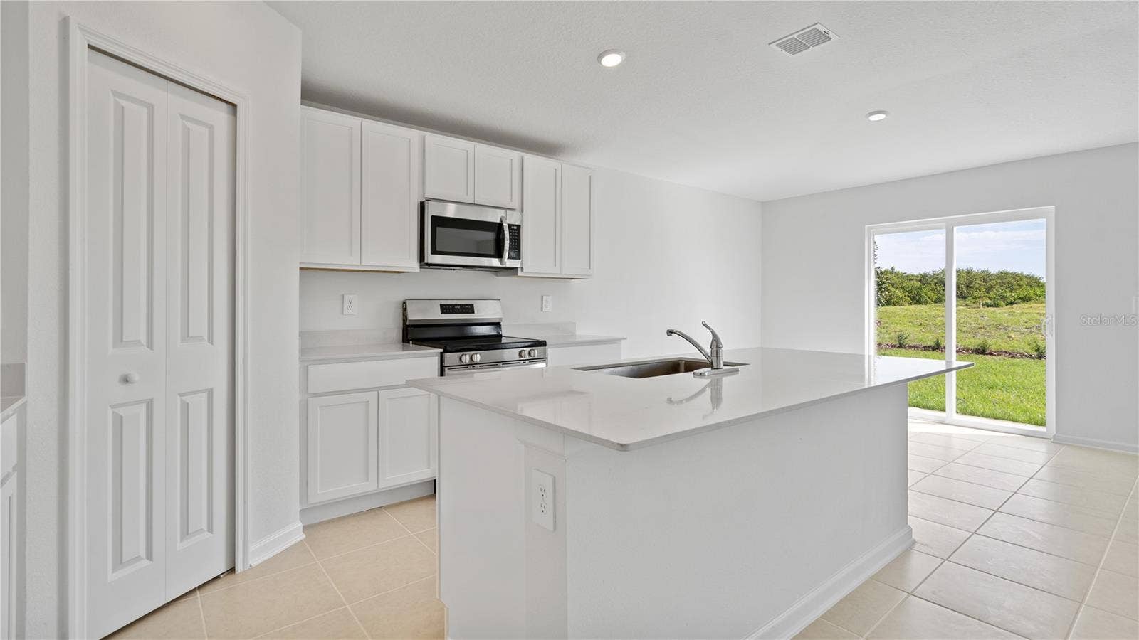 1957 PINE MEADOWS GOLFCOURSE ROAD, Eustis, FL 32726