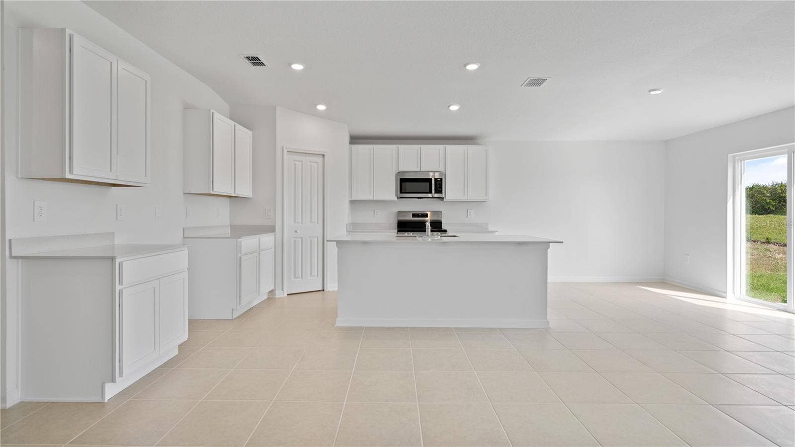 1957 PINE MEADOWS GOLFCOURSE ROAD, Eustis, FL 32726