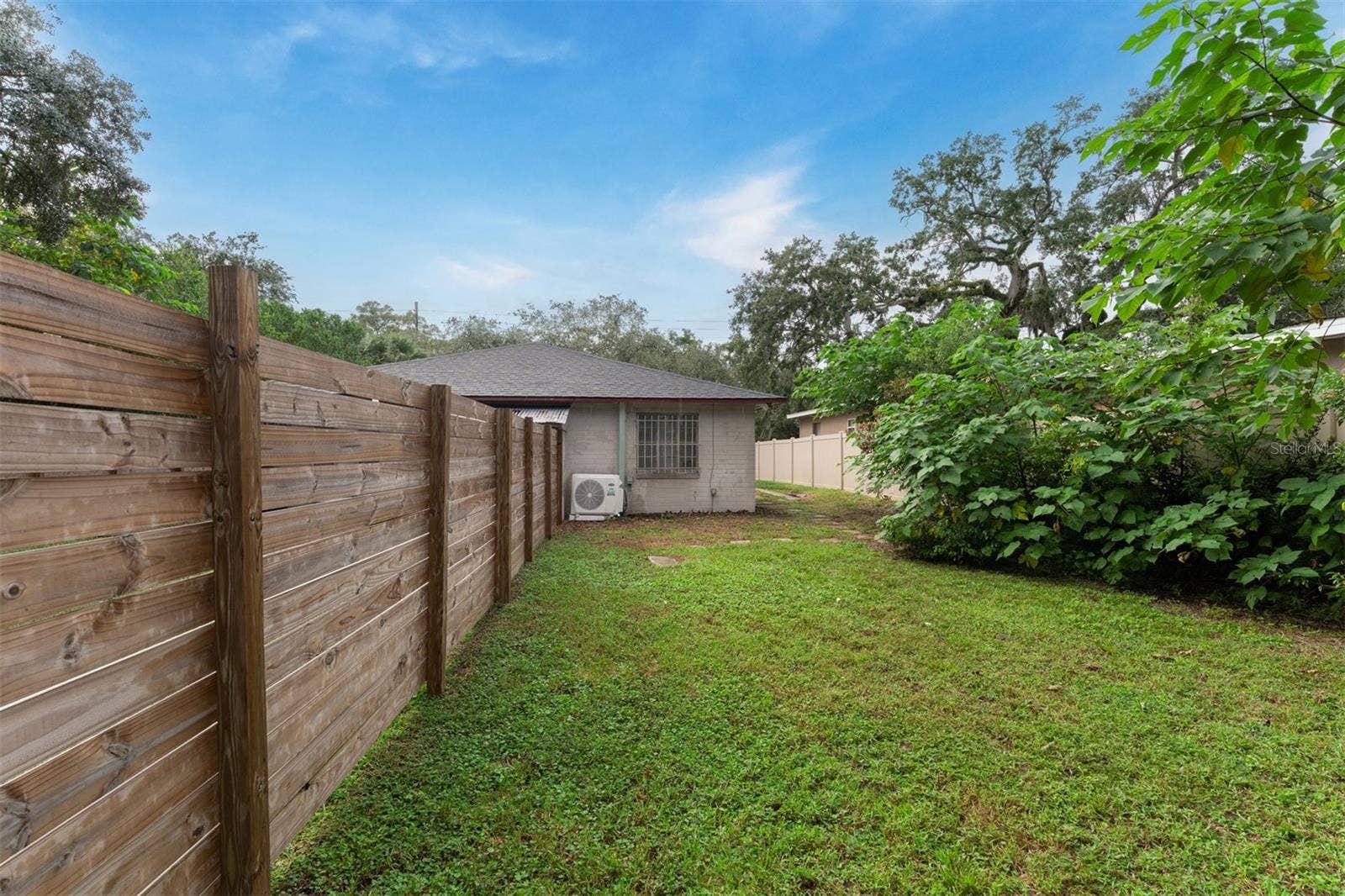 441 N FERN CREEK AVENUE, Orlando, FL 32803 Fenced backyard