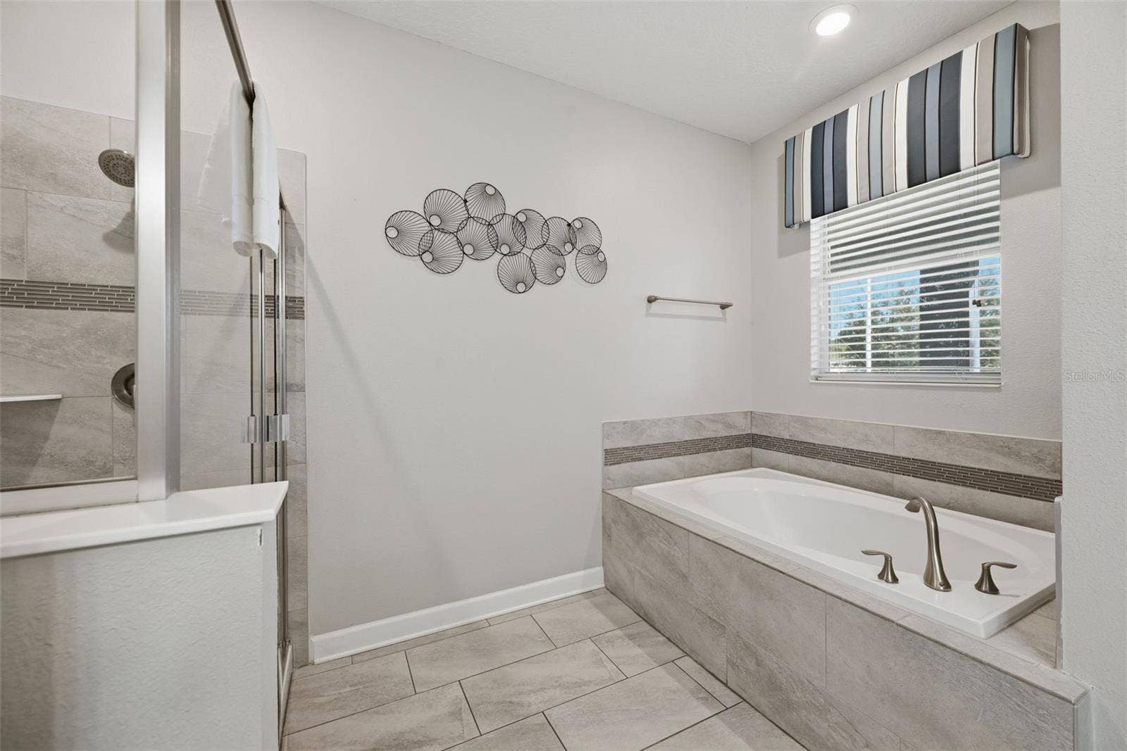 1670 MOON VALLEY DRIVE, Davenport, FL 33896 1670 MOON VALLEY DRIVE, Davenport, FL 33896