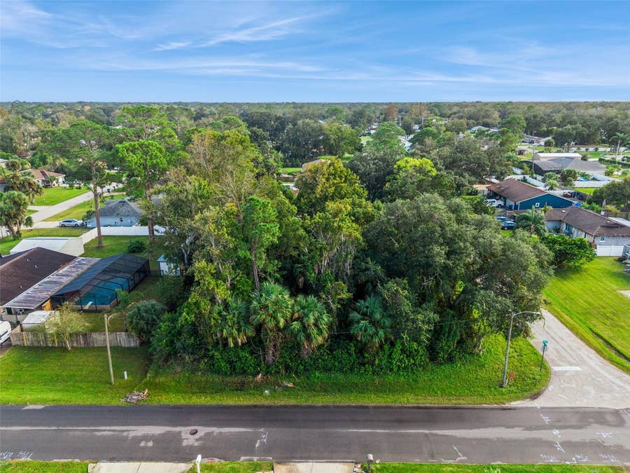 Property photo for 2209 TAMARIND DRIVE, Edgewater, FL