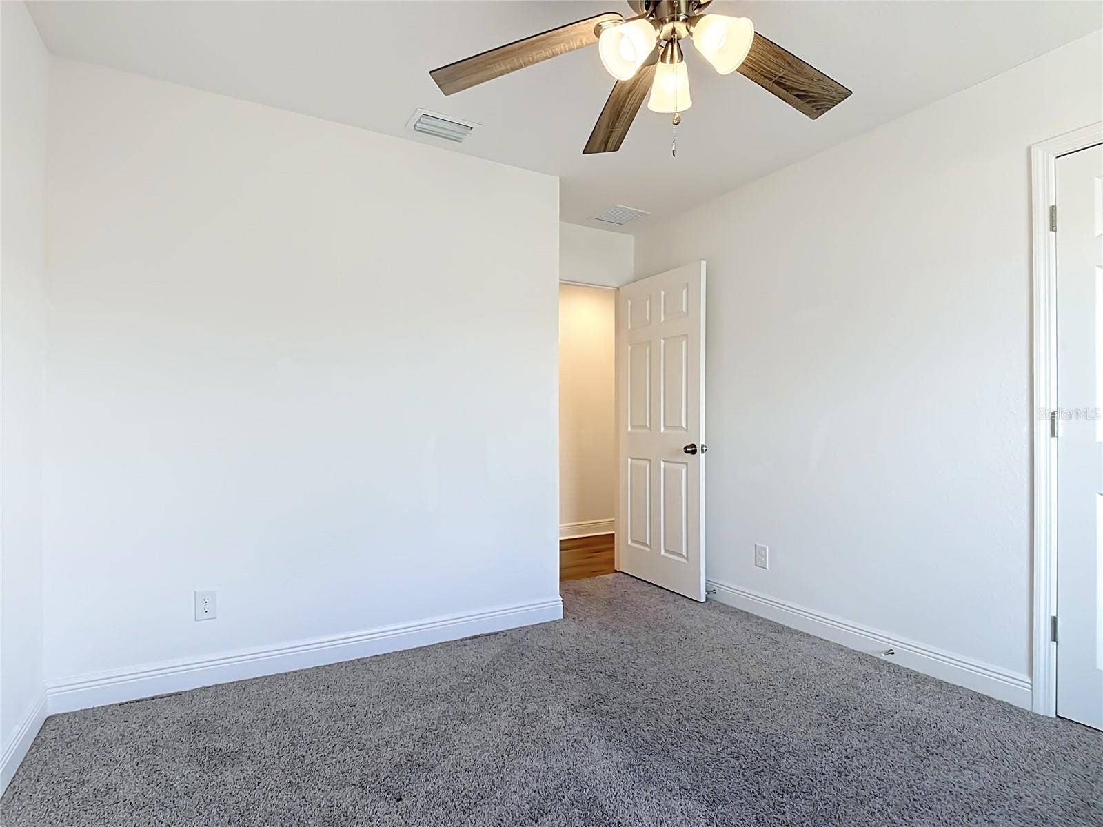 3293 WAUSEON DRIVE, St Cloud, FL 34772 3293 WAUSEON DRIVE, St Cloud, FL 34772