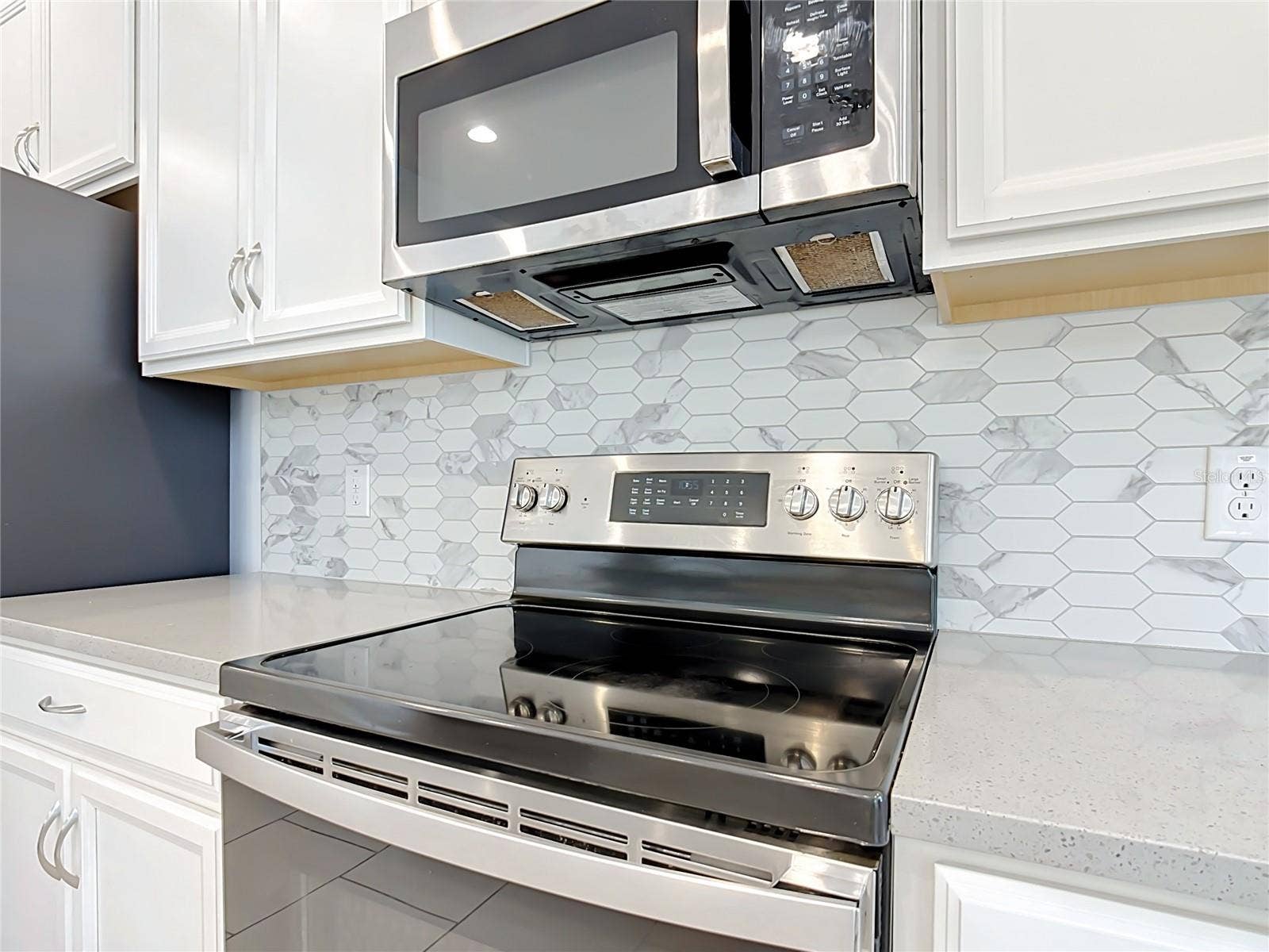 3293 WAUSEON DRIVE, St Cloud, FL 34772 3293 WAUSEON DRIVE, St Cloud, FL 34772