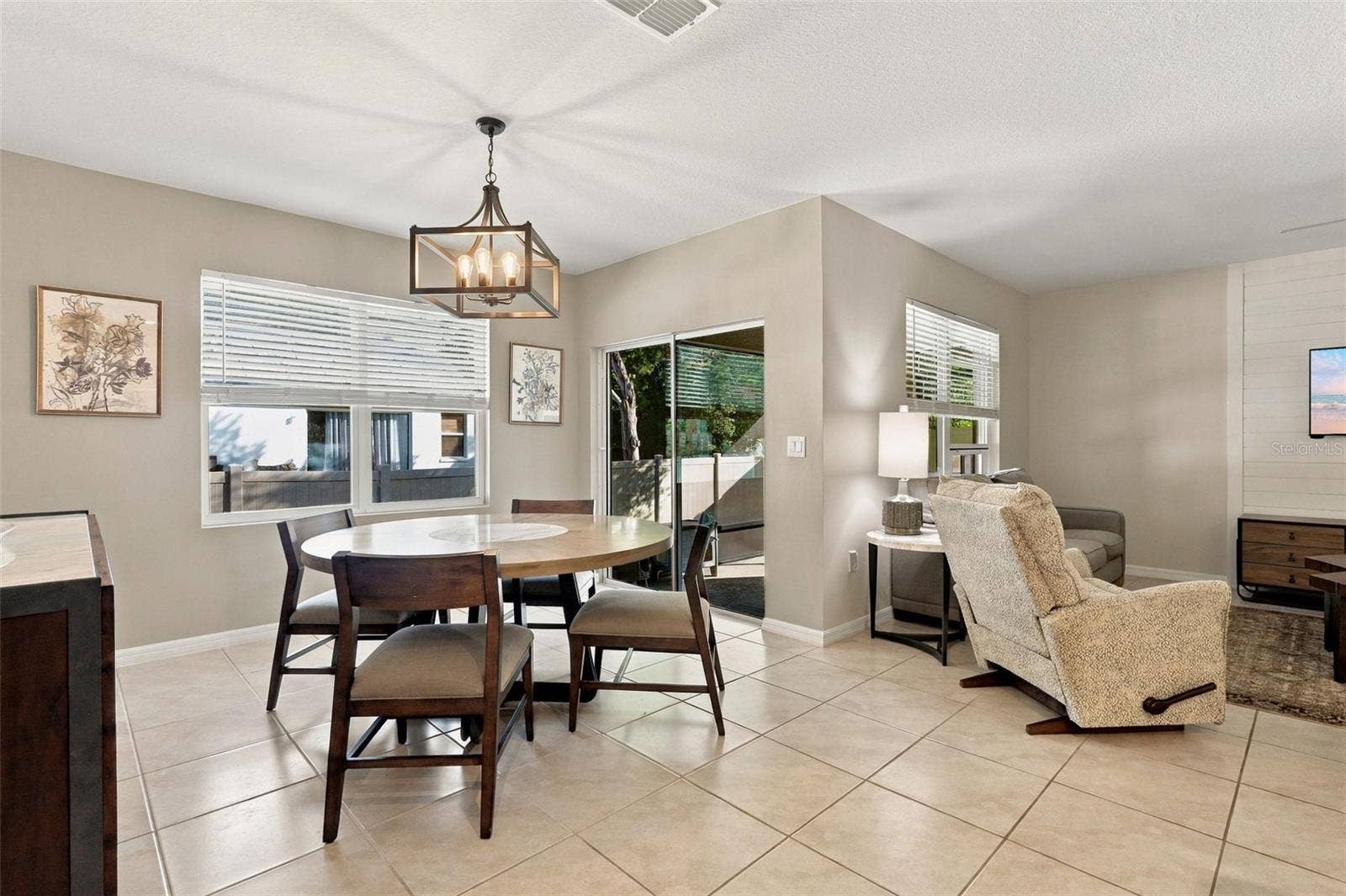 704 RED HAWK LANE, Deltona, FL 32725 704 RED HAWK LANE, Deltona, FL 32725