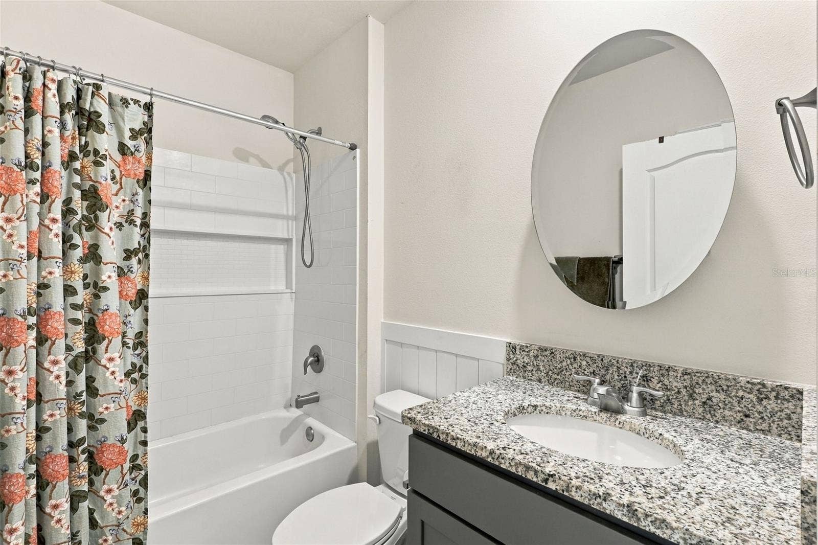 704 RED HAWK LANE, Deltona, FL 32725 704 RED HAWK LANE, Deltona, FL 32725