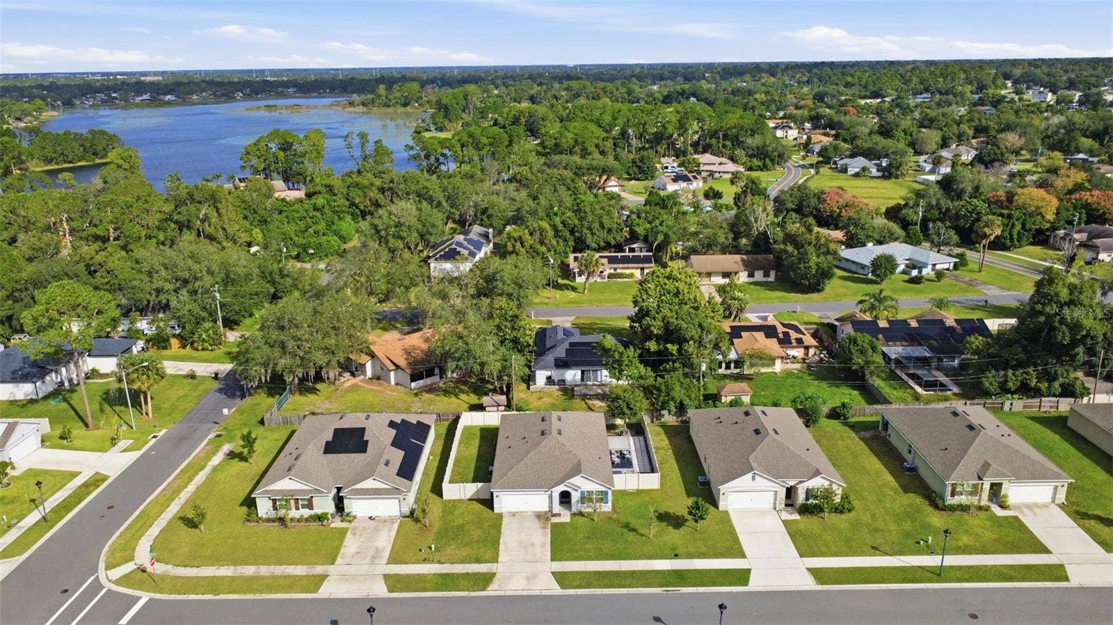 704 RED HAWK LANE, Deltona, FL 32725 704 RED HAWK LANE, Deltona, FL 32725
