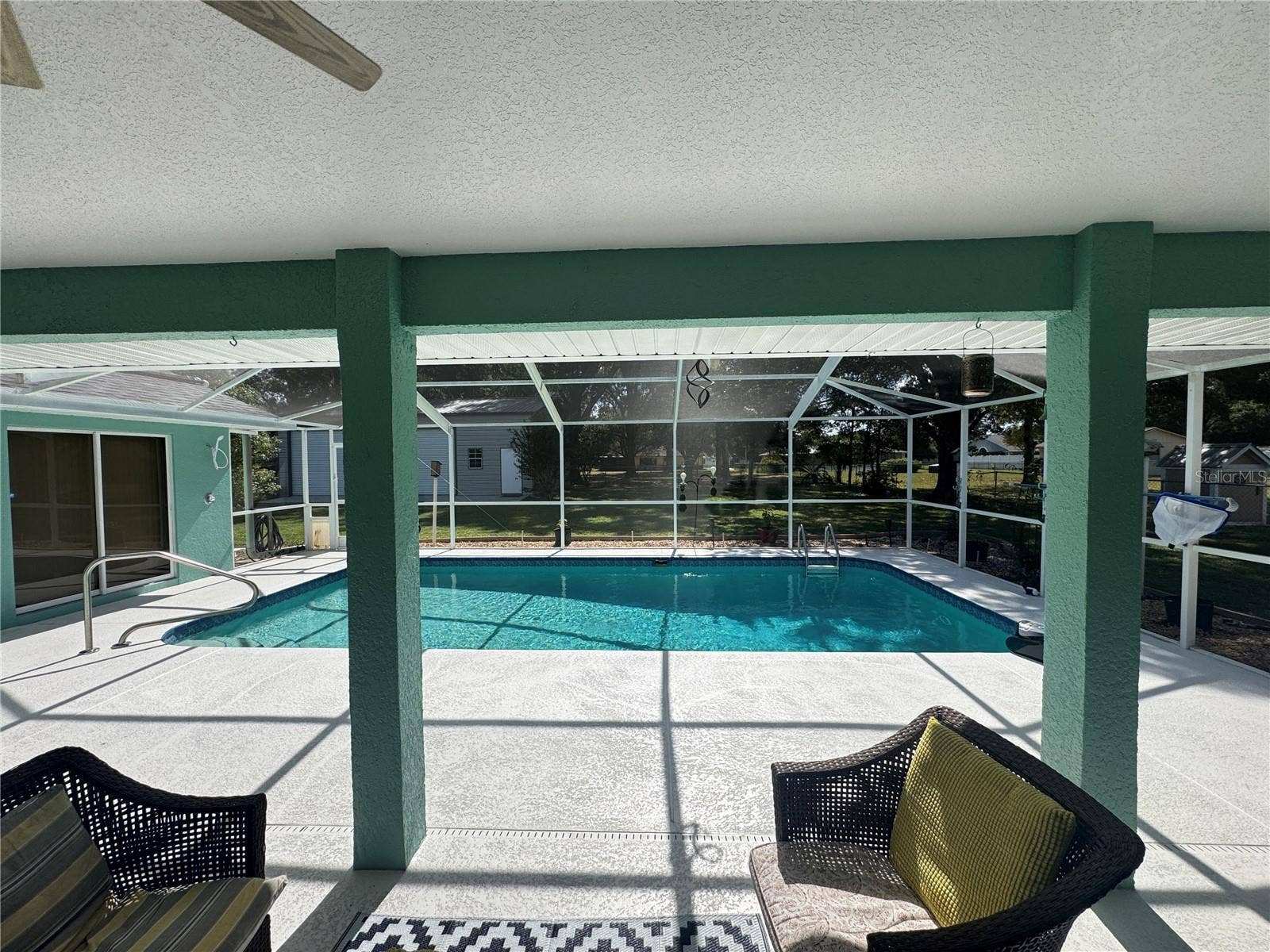 6104 W WAYWARD WIND LOOP, Homosassa, FL 34448 Screened in Lanai with Pool