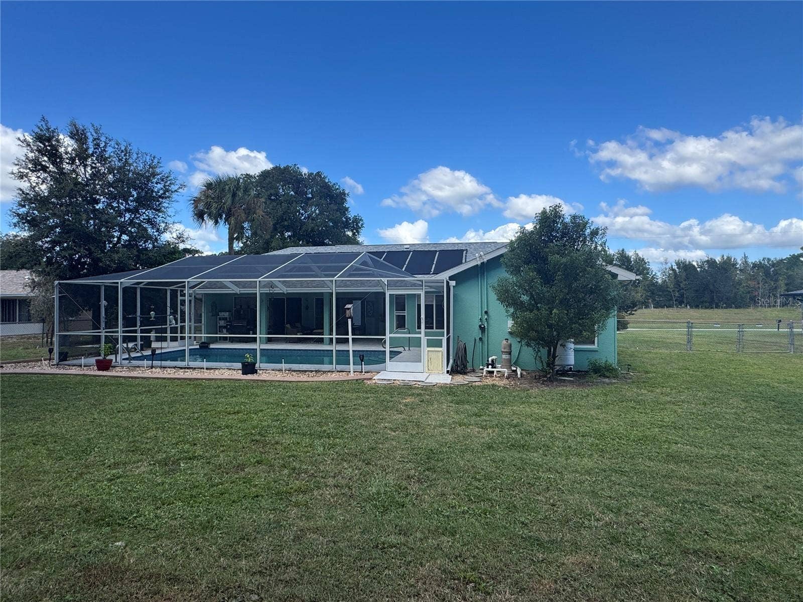 6104 W WAYWARD WIND LOOP, Homosassa, FL 34448 Rear View