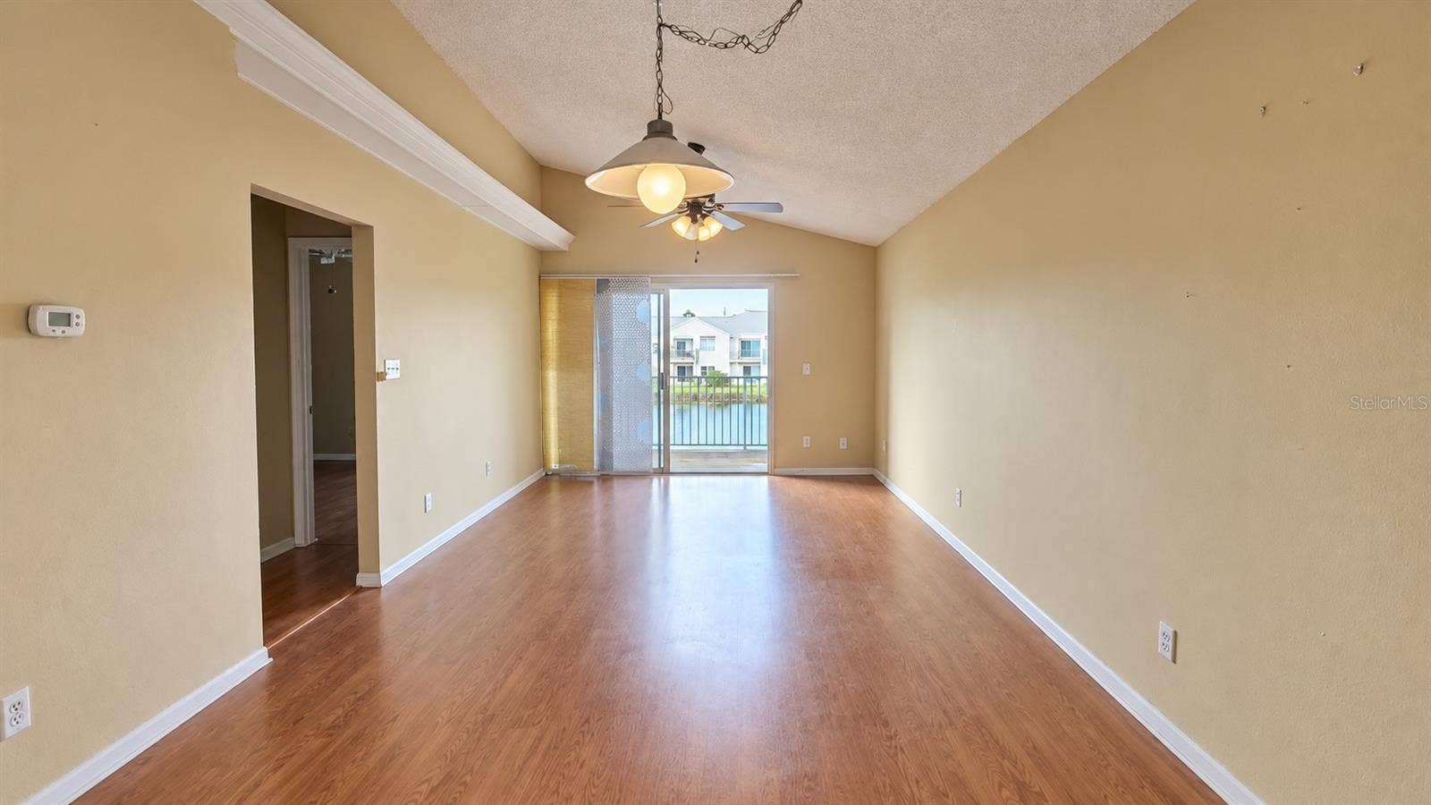 2540 WOODGATE BOULEVARD, #203, Orlando, FL 32822 2540 WOODGATE BOULEVARD, #203, Orlando, FL 32822