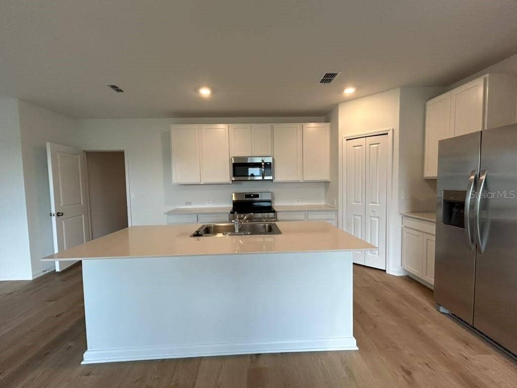 6253 BOTTICELLA BOULEVARD, Winter Haven, FL 33884 6253 BOTTICELLA BOULEVARD, Winter Haven, FL 33884