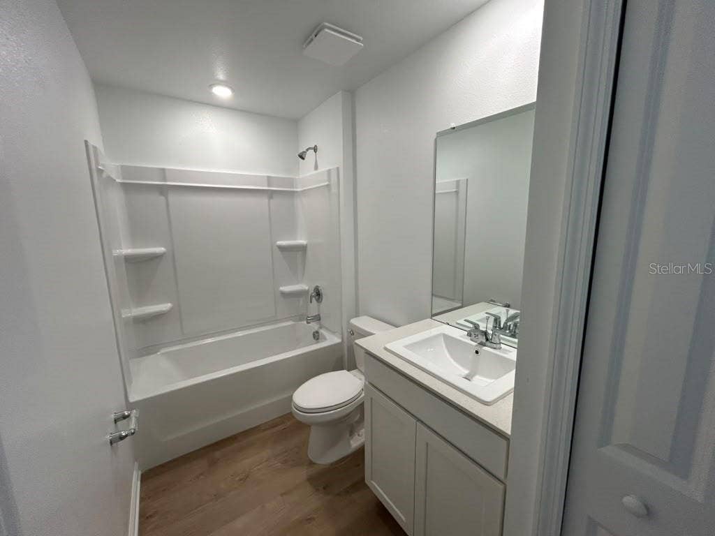 6253 BOTTICELLA BOULEVARD, Winter Haven, FL 33884 6253 BOTTICELLA BOULEVARD, Winter Haven, FL 33884