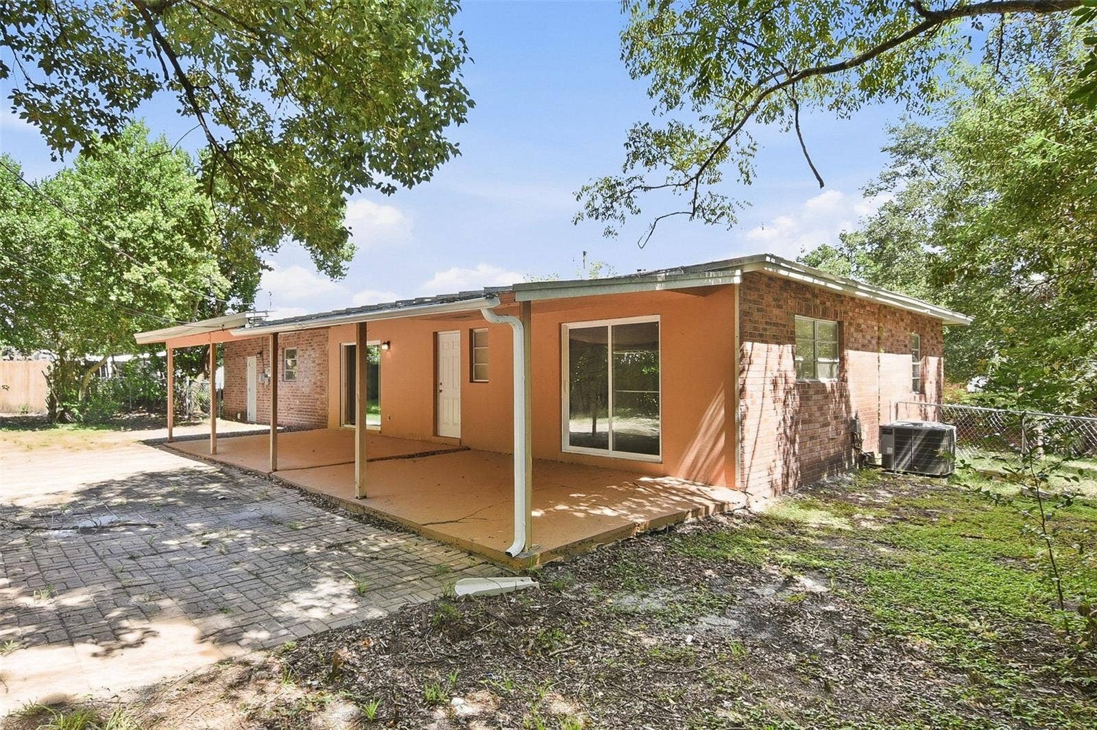 1336 W HARTLEY CIRCLE, Deltona, FL 32725