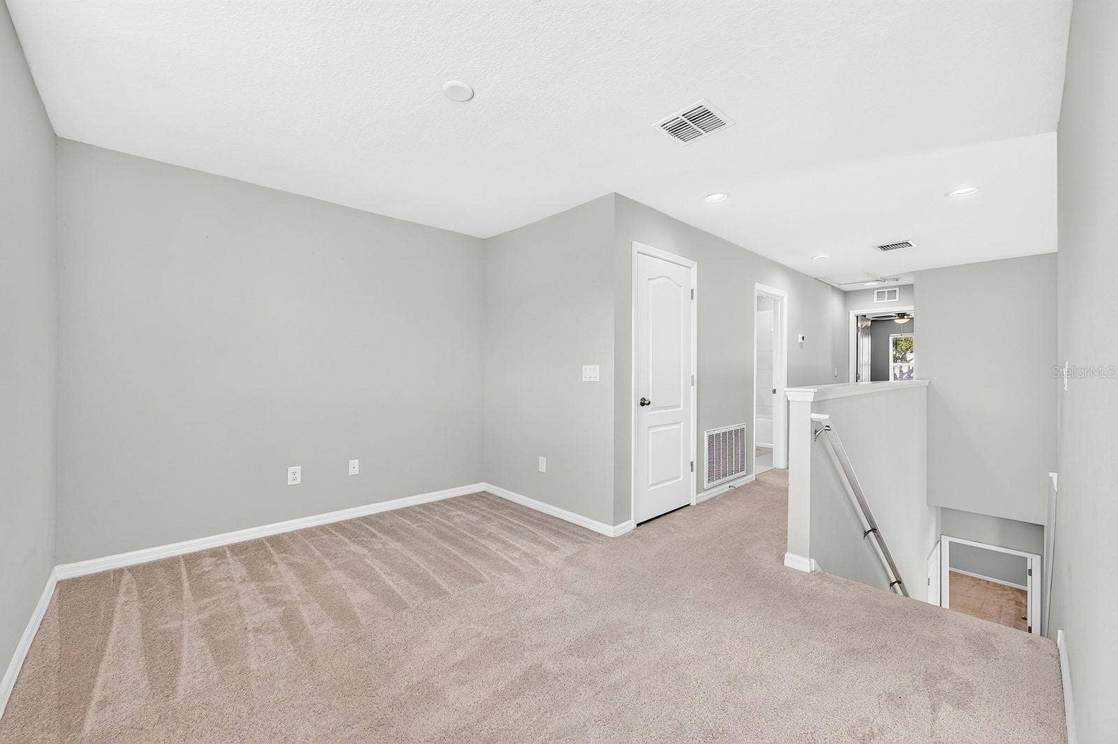 2128 LENNOX DALE LANE, Brandon, FL 33510 The Loft