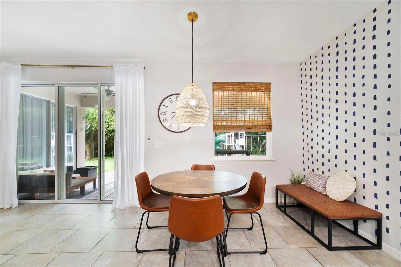 611 MEADOW SAGE DRIVE, Deland, FL 32724 Casual dining space off the kitchen.