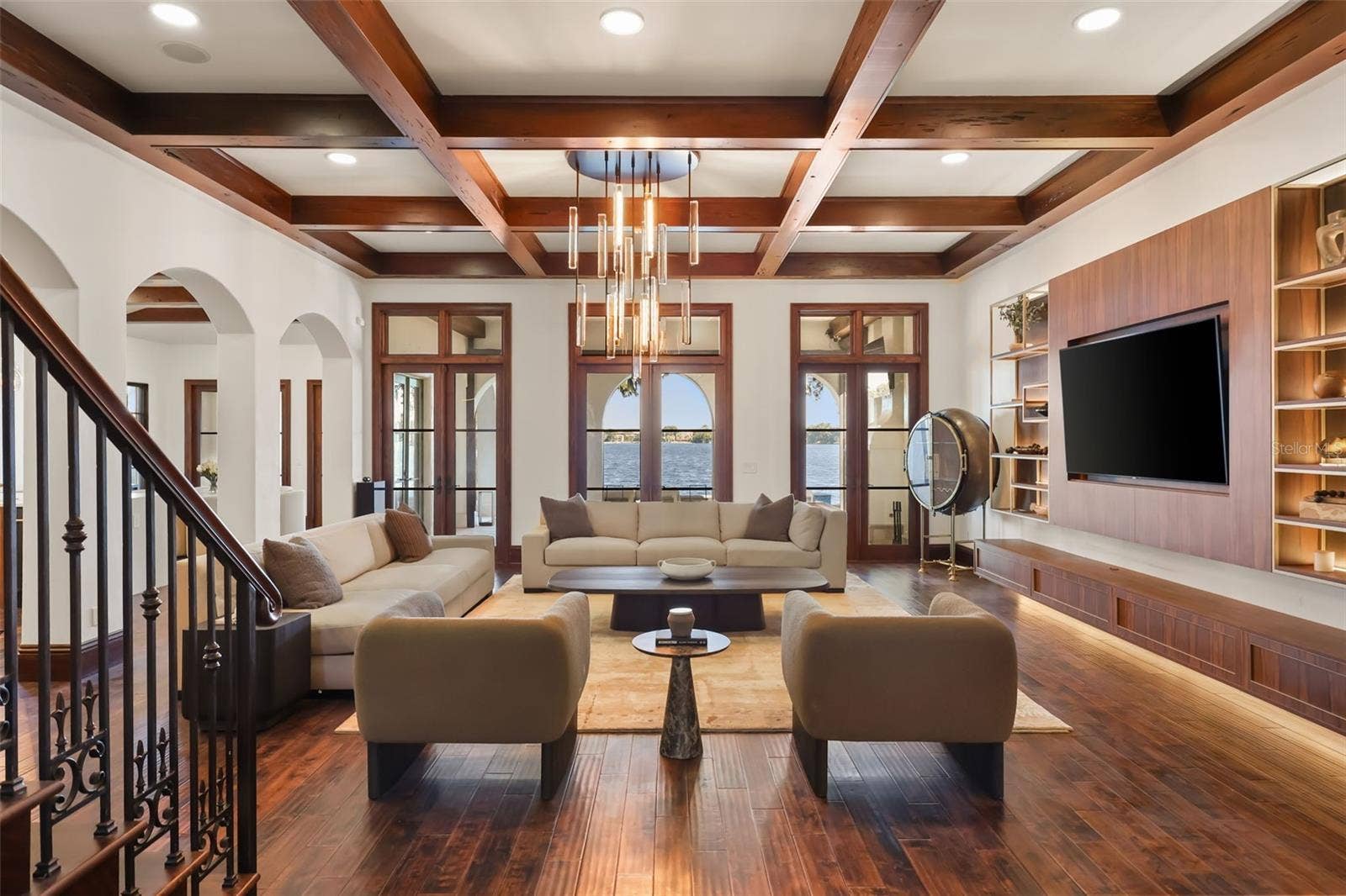 541 VIRGINIA DRIVE, Winter Park, FL 32789 Foyer/entry with custom built ins