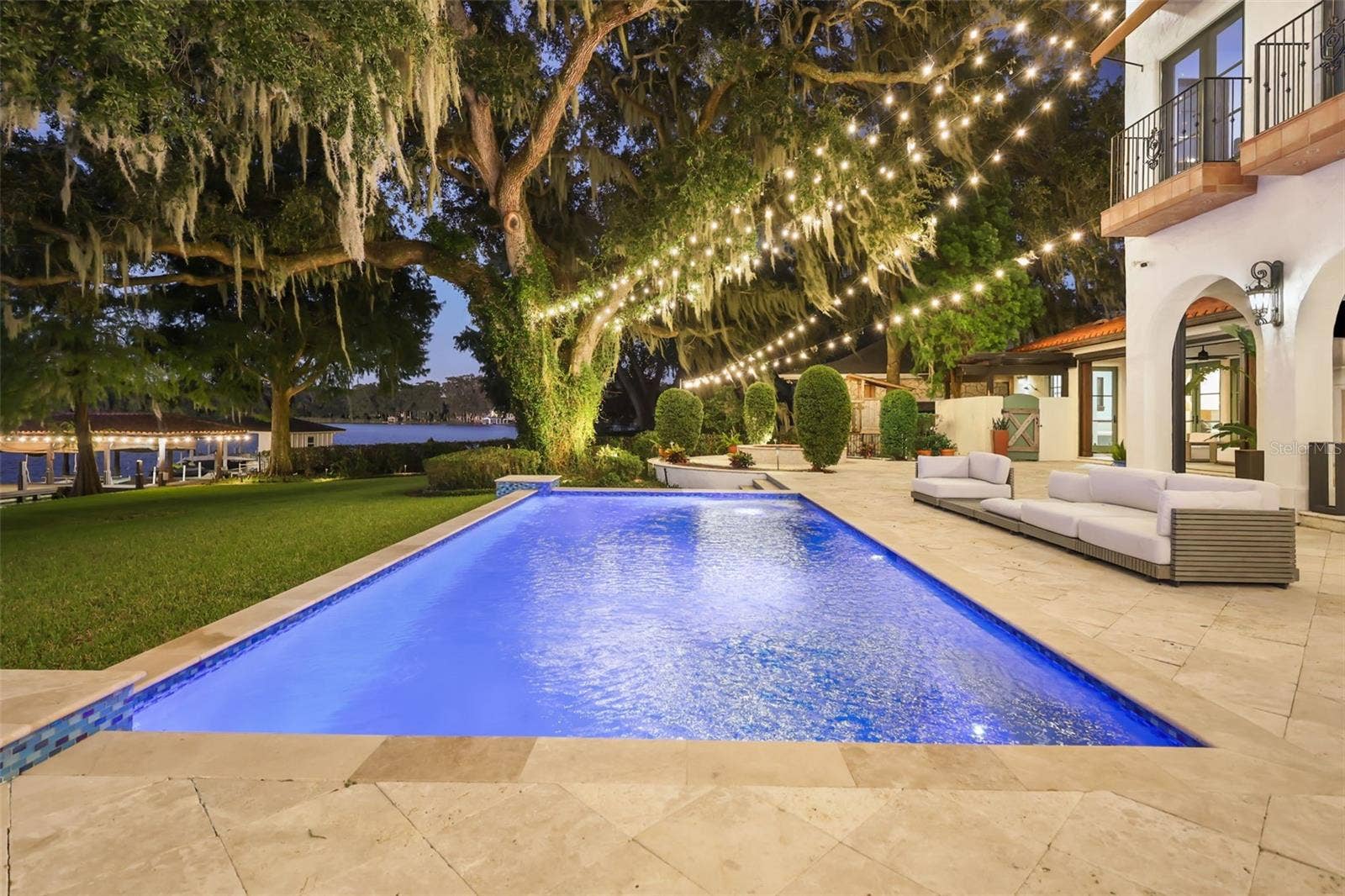 541 VIRGINIA DRIVE, Winter Park, FL 32789 Twilight vibes by the pool