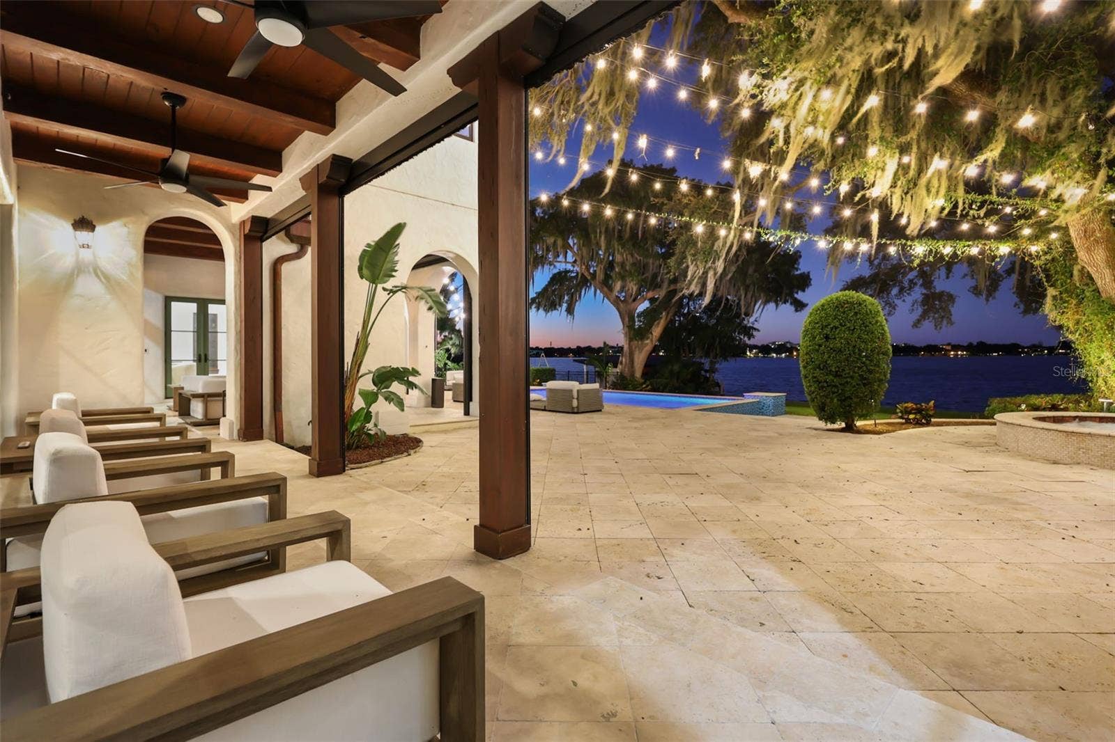541 VIRGINIA DRIVE, Winter Park, FL 32789 Twilight vibes by the lanai