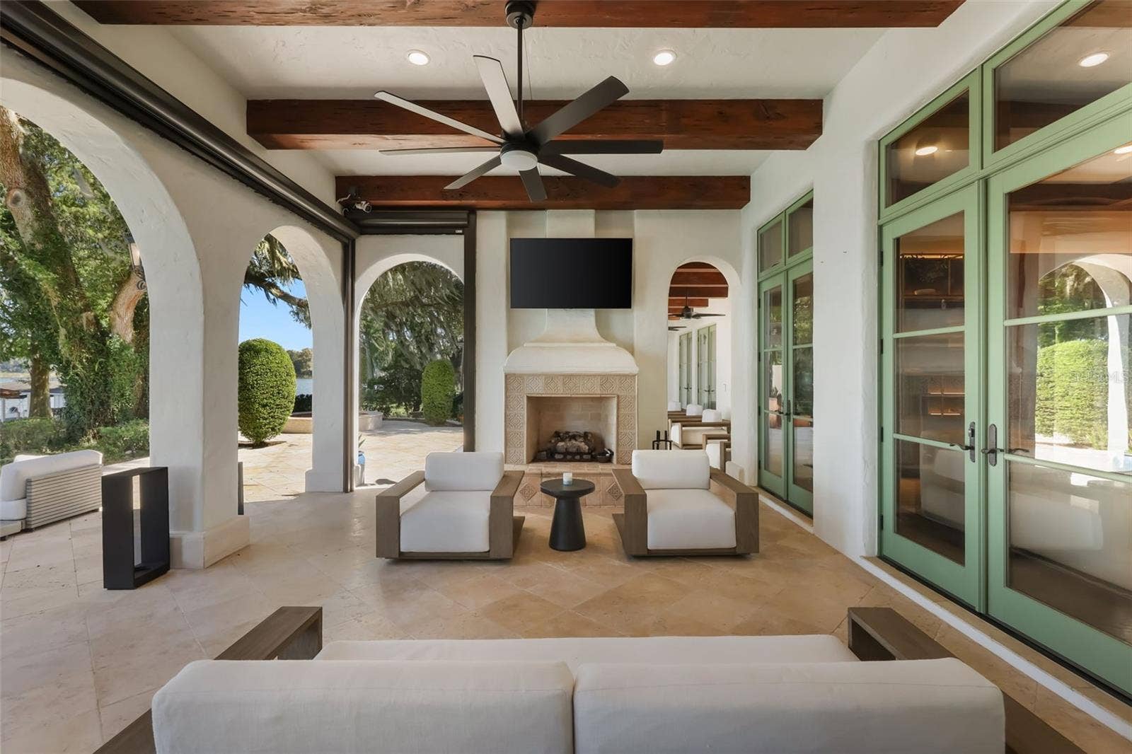 541 VIRGINIA DRIVE, Winter Park, FL 32789 Covered lanai with retractable screens