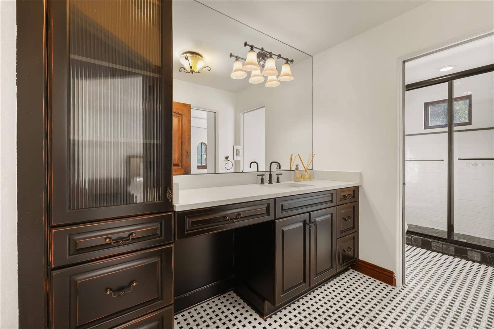 541 VIRGINIA DRIVE, Winter Park, FL 32789 Upstairs bathroom