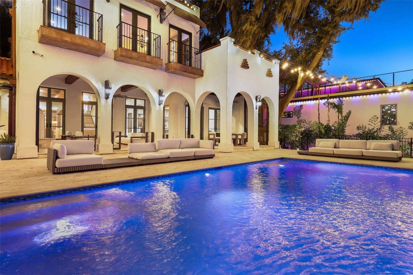 541 VIRGINIA DRIVE, Winter Park, FL 32789 Twilight vibes by the pool
