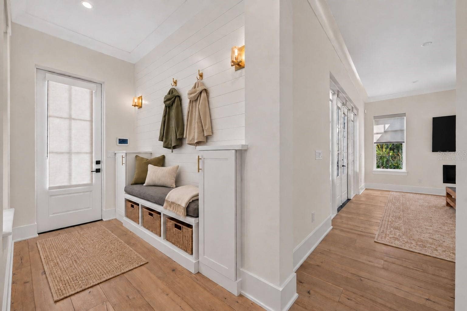1900 SUNSET DRIVE, Winter Park, FL 32789 Mud roomVirtually Staged