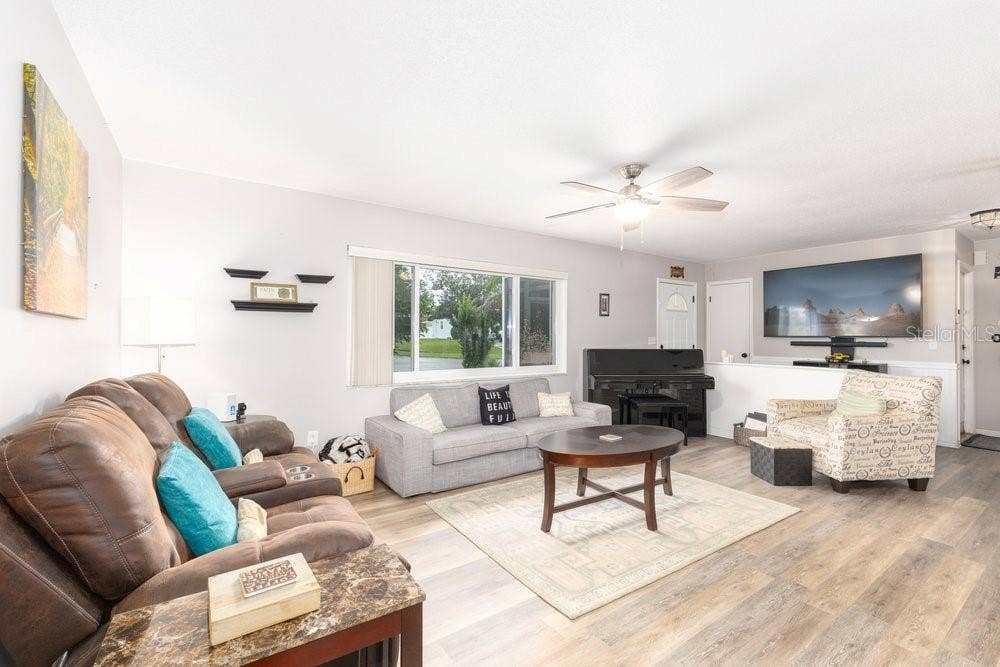 1115 HARMS WAY, Port Orange, FL 32129 1115 HARMS WAY, Port Orange, FL 32129