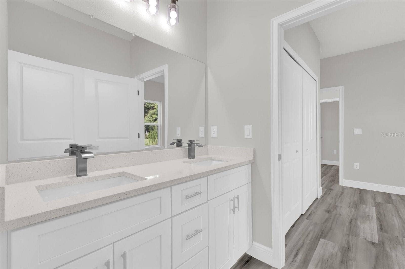15684 SW 37TH CIRCLE, Ocala, FL 34473
