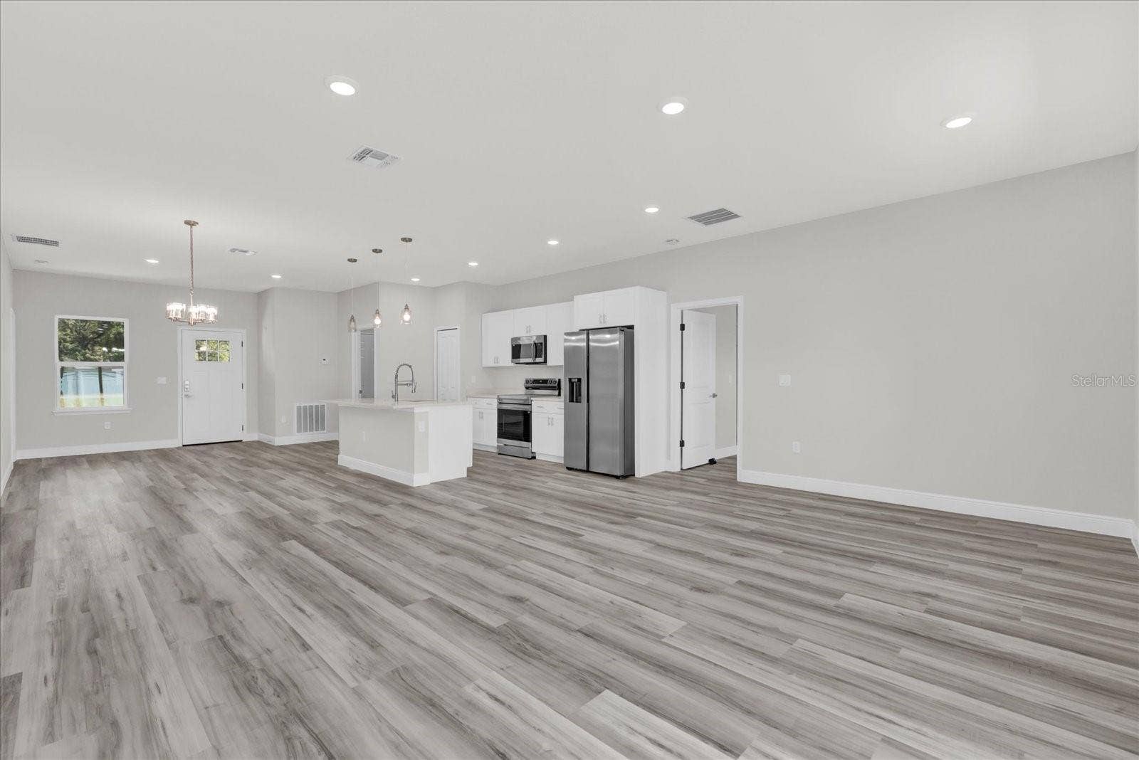 15684 SW 37TH CIRCLE, Ocala, FL 34473