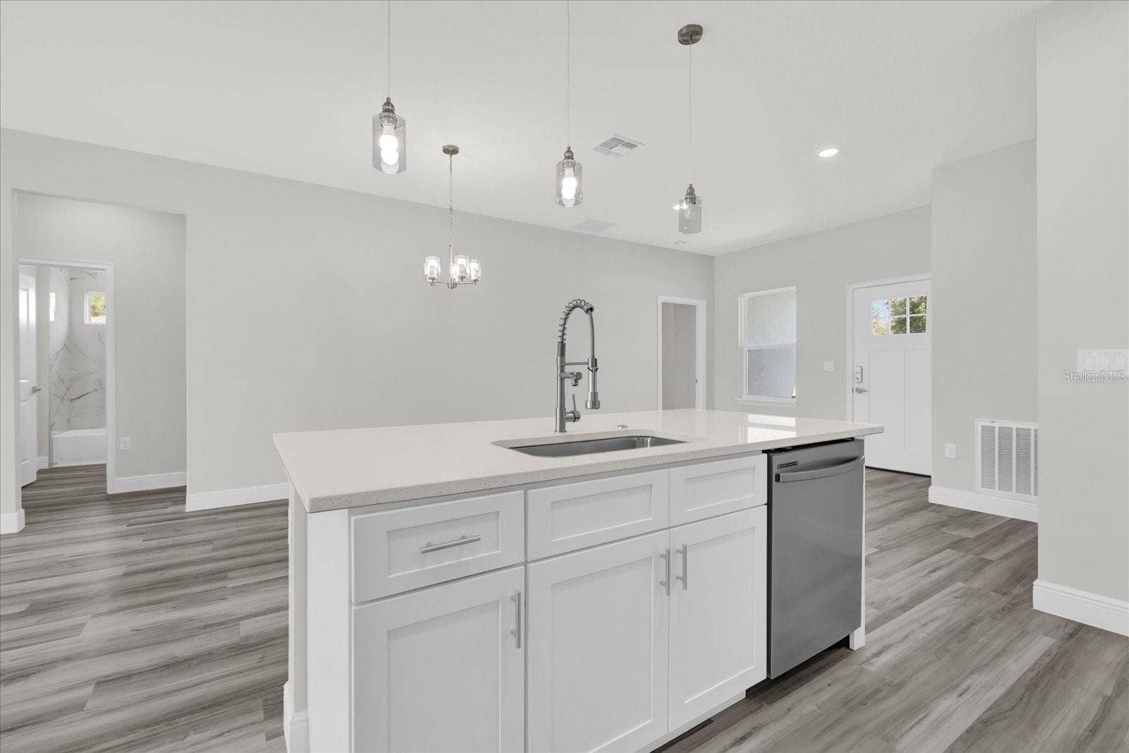 15684 SW 37TH CIRCLE, Ocala, FL 34473