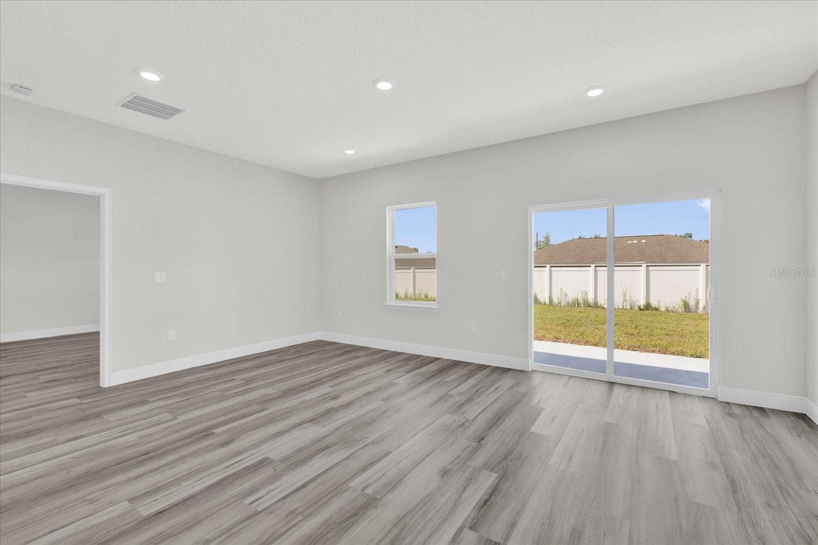 15684 SW 37TH CIRCLE, Ocala, FL 34473
