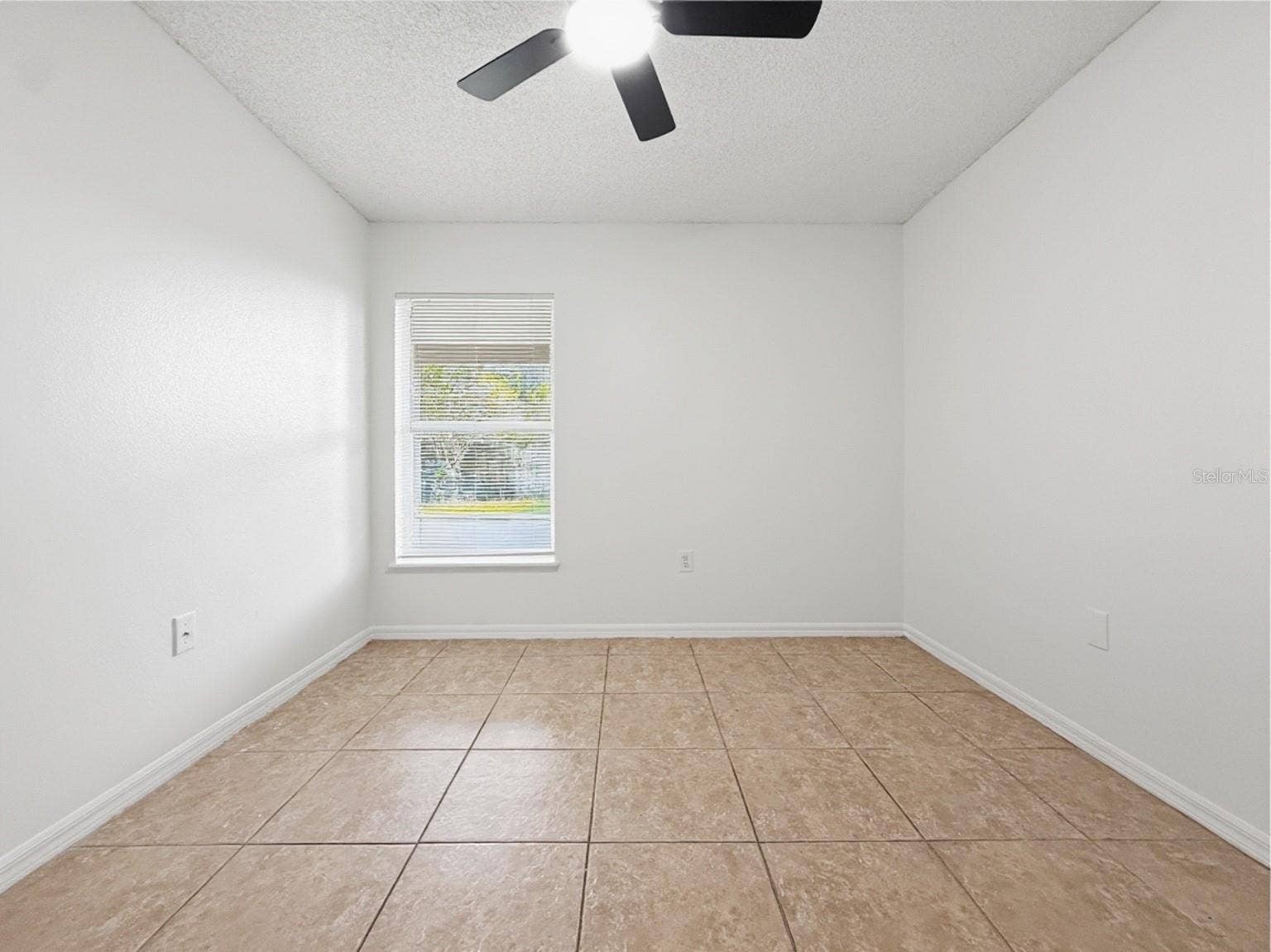 1621 WEKIVA CROSSING BOULEVARD, Apopka, FL 32703 1621 WEKIVA CROSSING BOULEVARD, Apopka, FL 32703