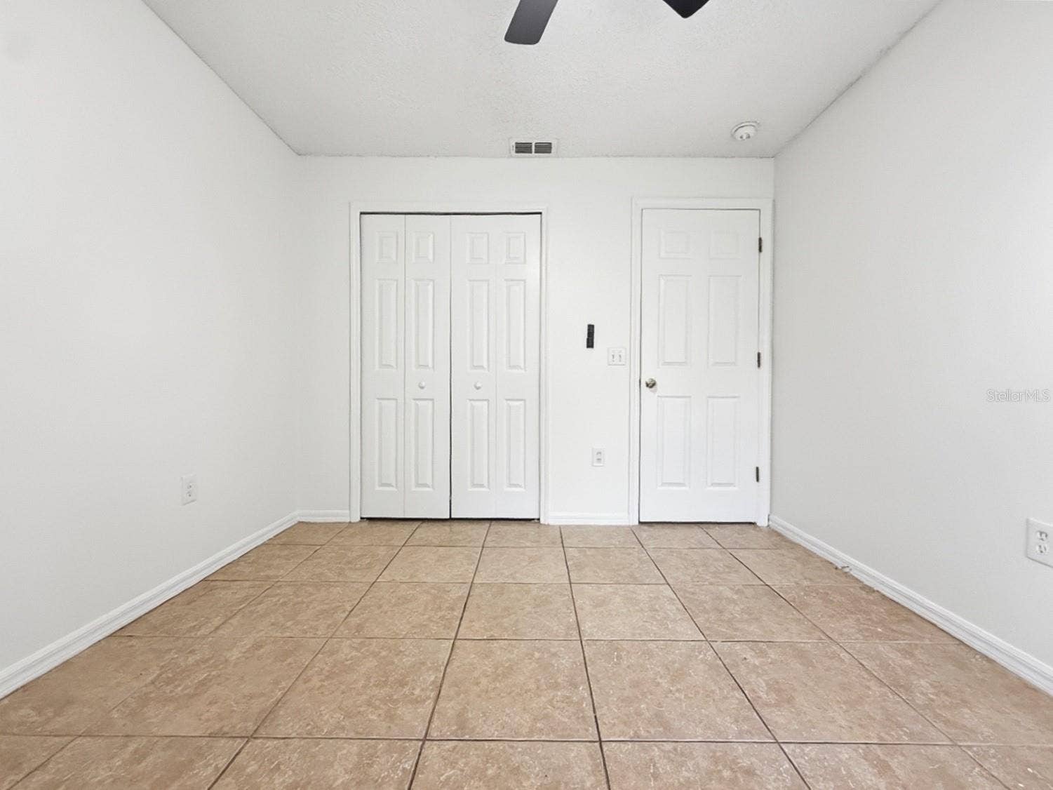 1621 WEKIVA CROSSING BOULEVARD, Apopka, FL 32703 1621 WEKIVA CROSSING BOULEVARD, Apopka, FL 32703