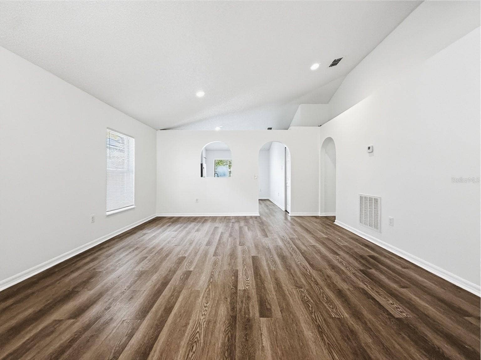 1621 WEKIVA CROSSING BOULEVARD, Apopka, FL 32703 1621 WEKIVA CROSSING BOULEVARD, Apopka, FL 32703