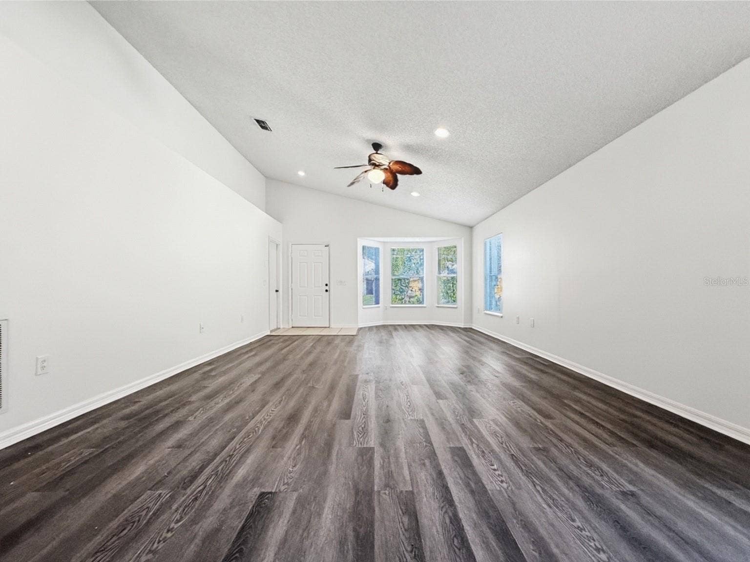 1621 WEKIVA CROSSING BOULEVARD, Apopka, FL 32703 1621 WEKIVA CROSSING BOULEVARD, Apopka, FL 32703