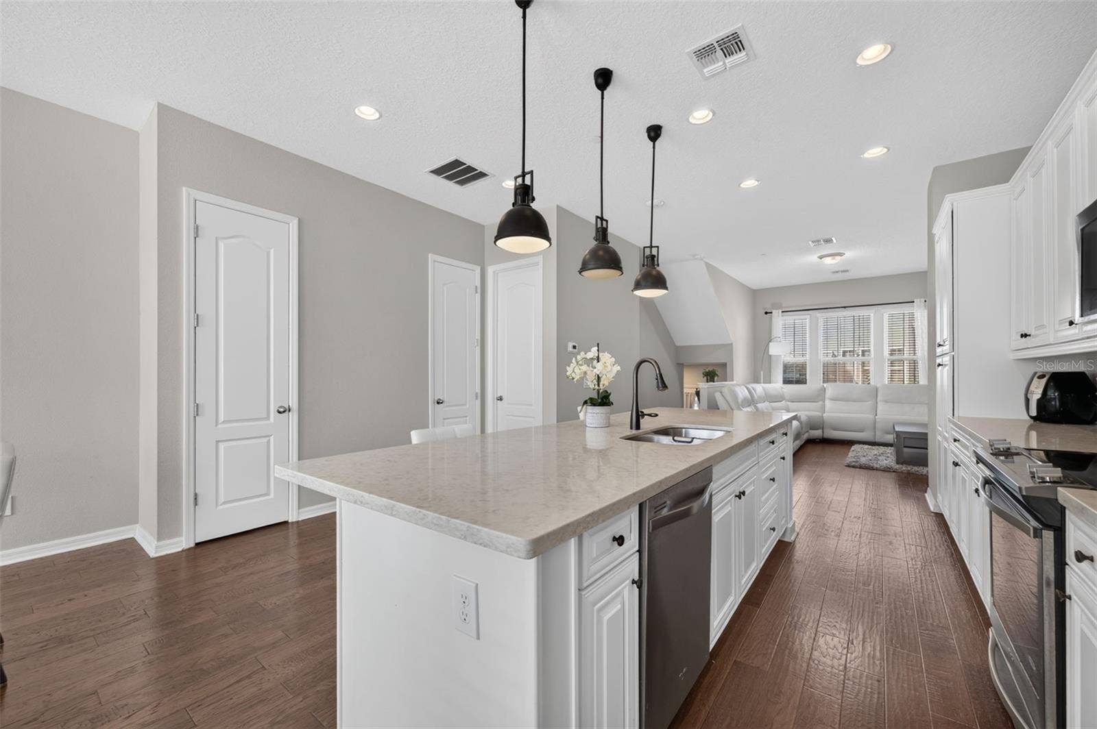 716 GRADO POINT, Oviedo, FL 32765 716 GRADO POINT, Oviedo, FL 32765