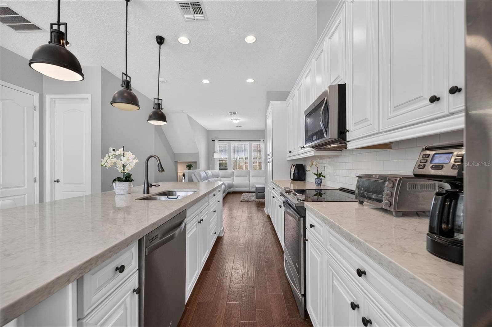 716 GRADO POINT, Oviedo, FL 32765 716 GRADO POINT, Oviedo, FL 32765