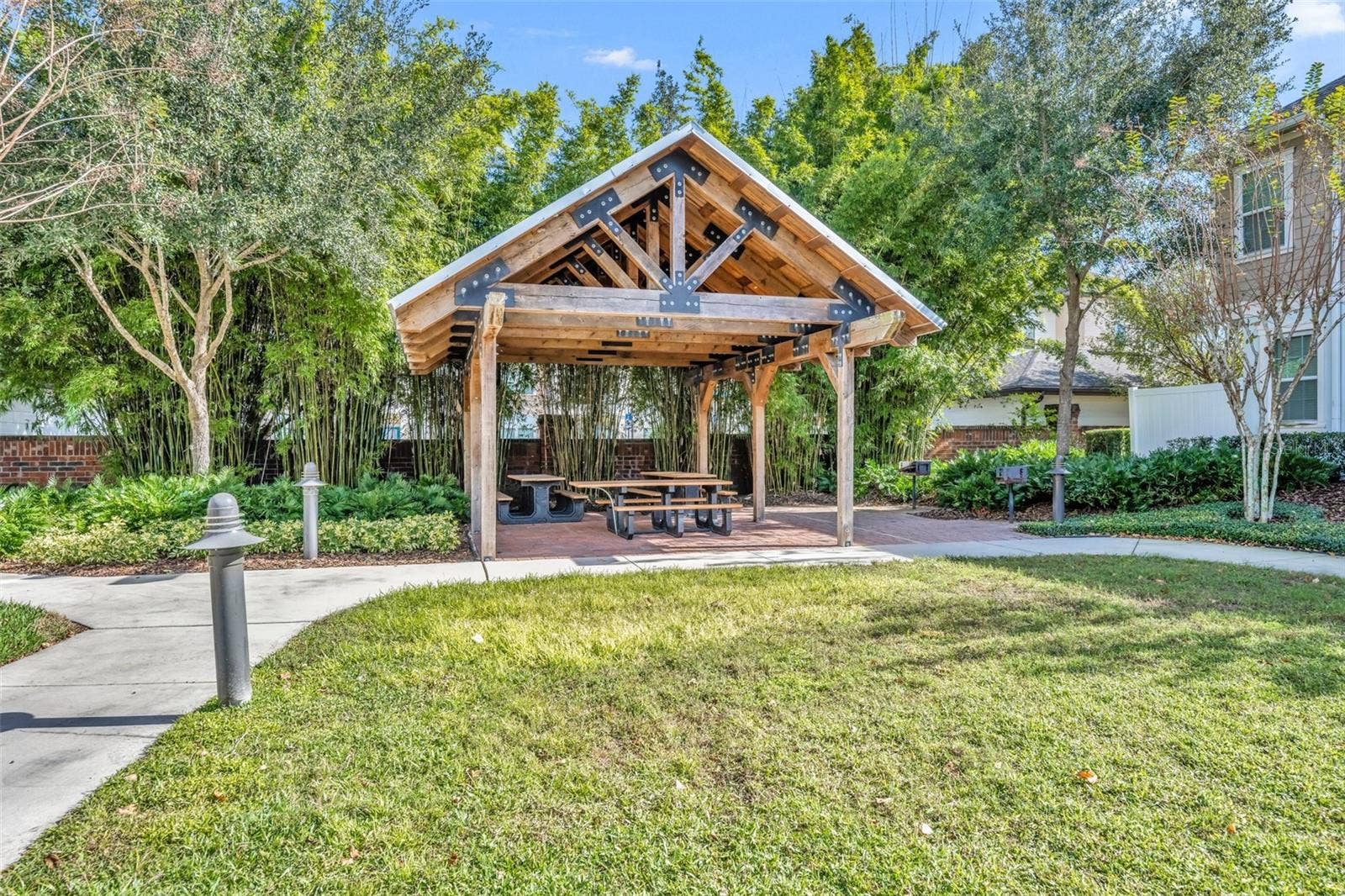 716 GRADO POINT, Oviedo, FL 32765 Community picnic paviilion