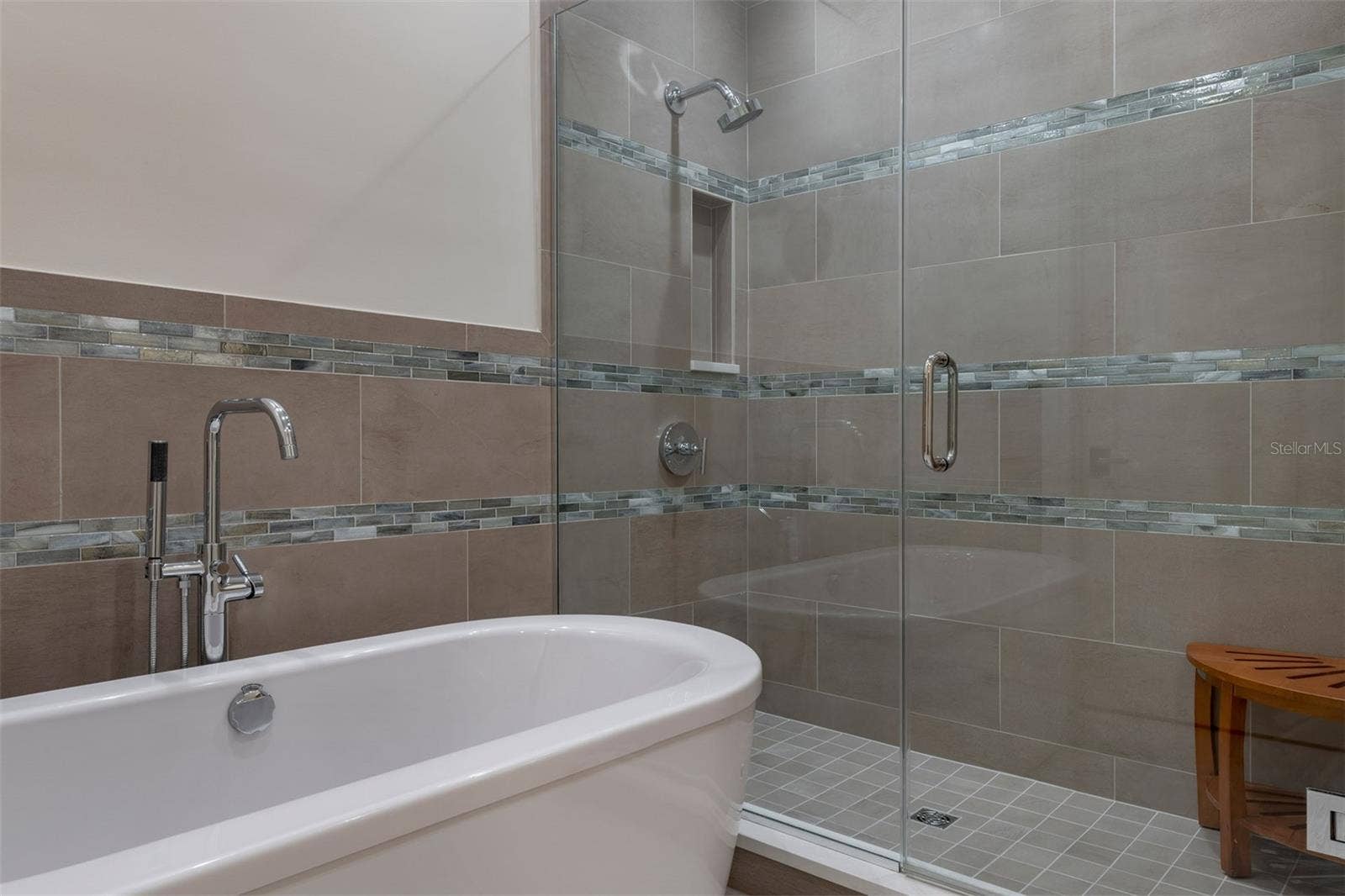 125 S INTERLACHEN AVENUE, #4, Winter Park, FL 32789 125 S INTERLACHEN AVENUE, #4, Winter Park, FL 32789