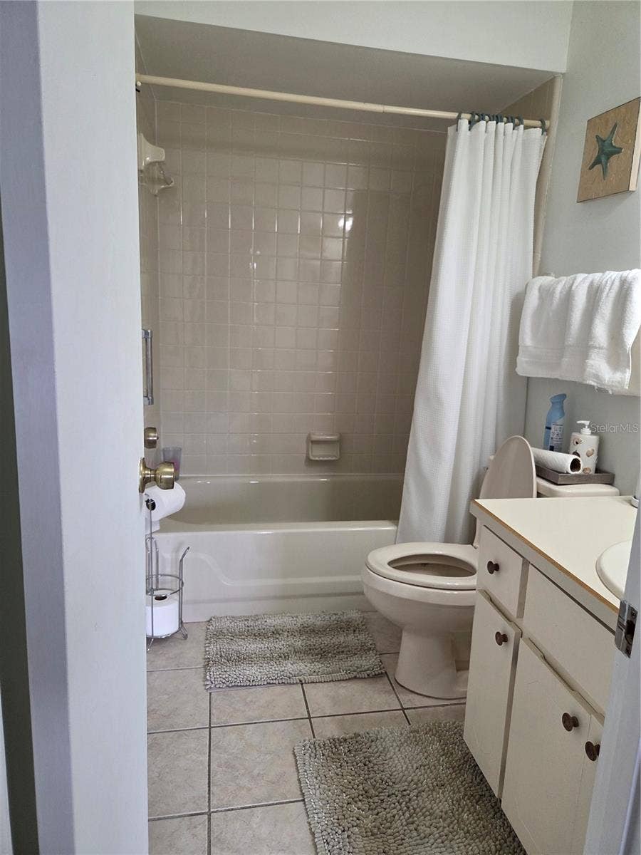 104 FAIRFAX DRIVE, Daytona Beach, FL 32119 104 FAIRFAX DRIVE, Daytona Beach, FL 32119