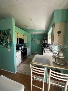 104 FAIRFAX DRIVE, Daytona Beach, FL 32119 104 FAIRFAX DRIVE, Daytona Beach, FL 32119