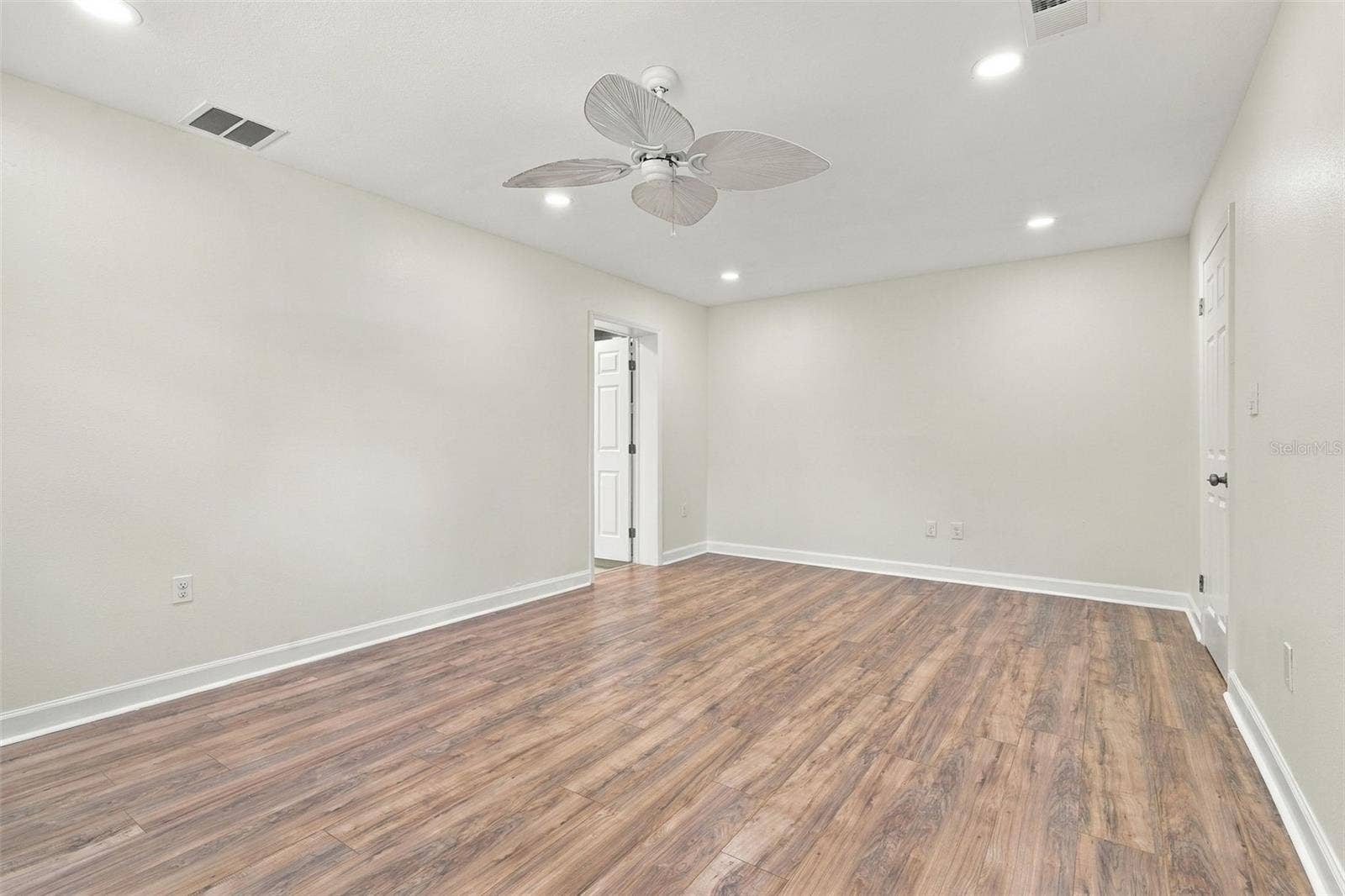 124 PARK AVENUE, Casselberry, FL 32707