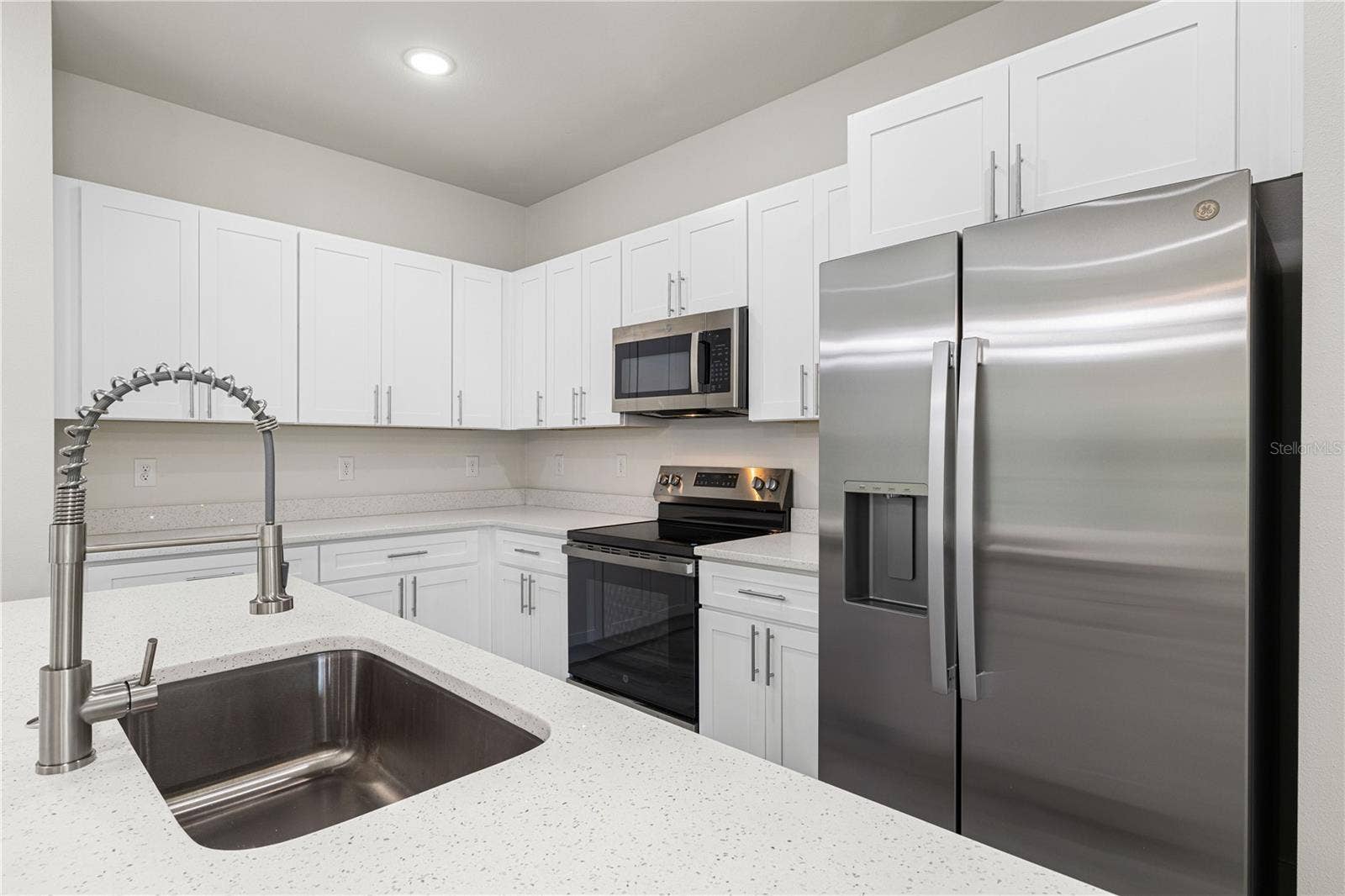 1601 W COUNTRY CLUB BOULEVARD, Citrus Springs, FL 34434