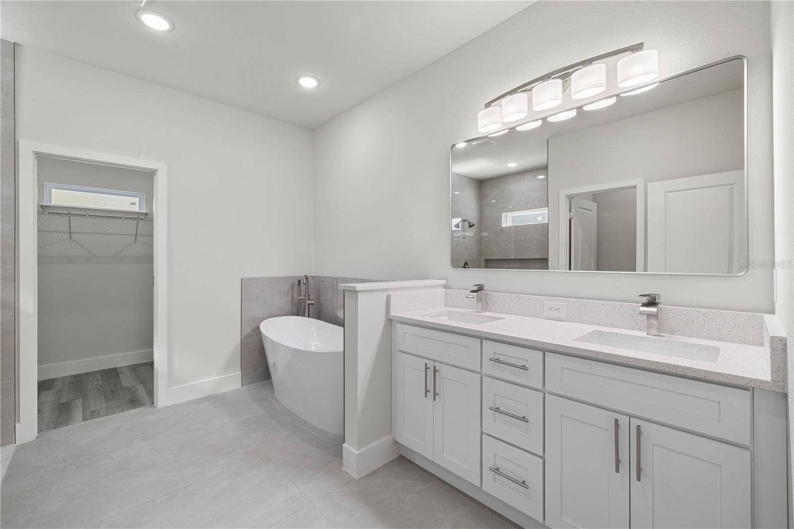1601 W COUNTRY CLUB BOULEVARD, Citrus Springs, FL 34434