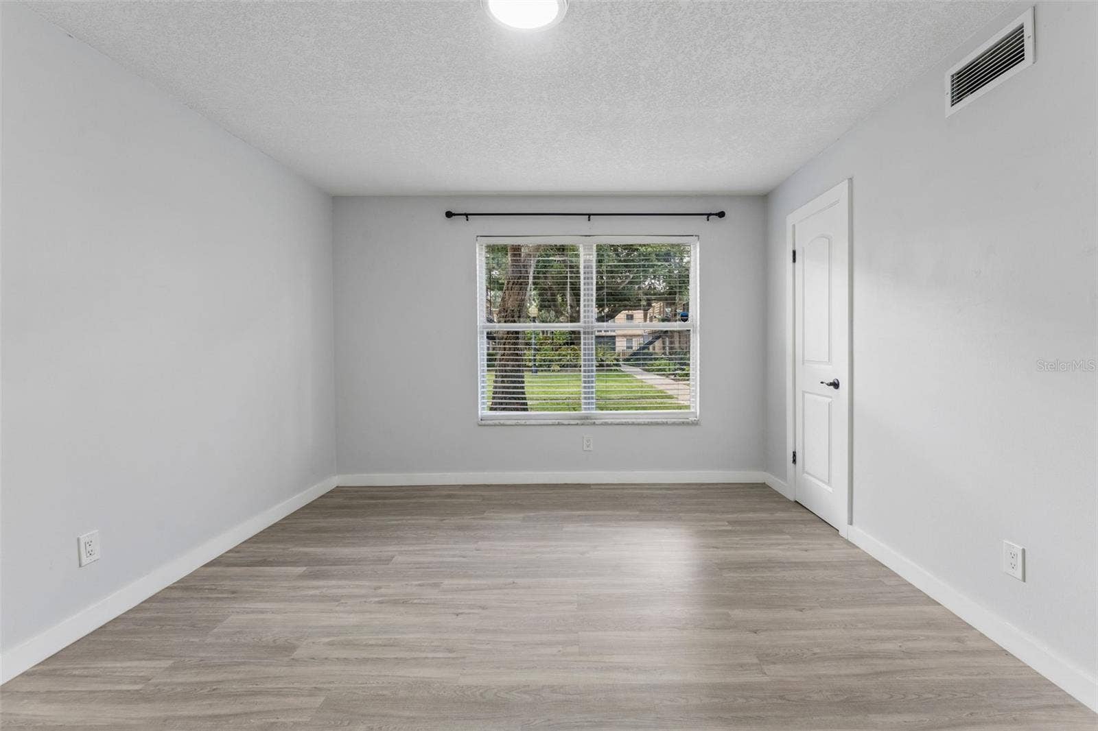 200 ST ANDREWS BOULEVARD, #906, Winter Park, FL 32792 200 ST ANDREWS BOULEVARD, #906, Winter Park, FL 32792