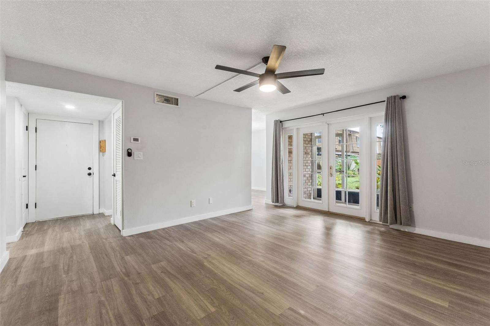200 ST ANDREWS BOULEVARD, #906, Winter Park, FL 32792 200 ST ANDREWS BOULEVARD, #906, Winter Park, FL 32792