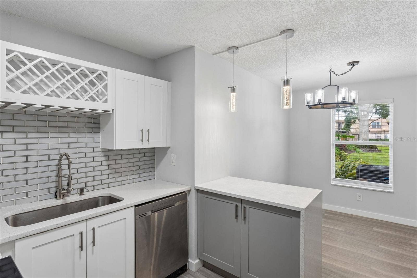 200 ST ANDREWS BOULEVARD, #906, Winter Park, FL 32792 Kitchen and Dinette