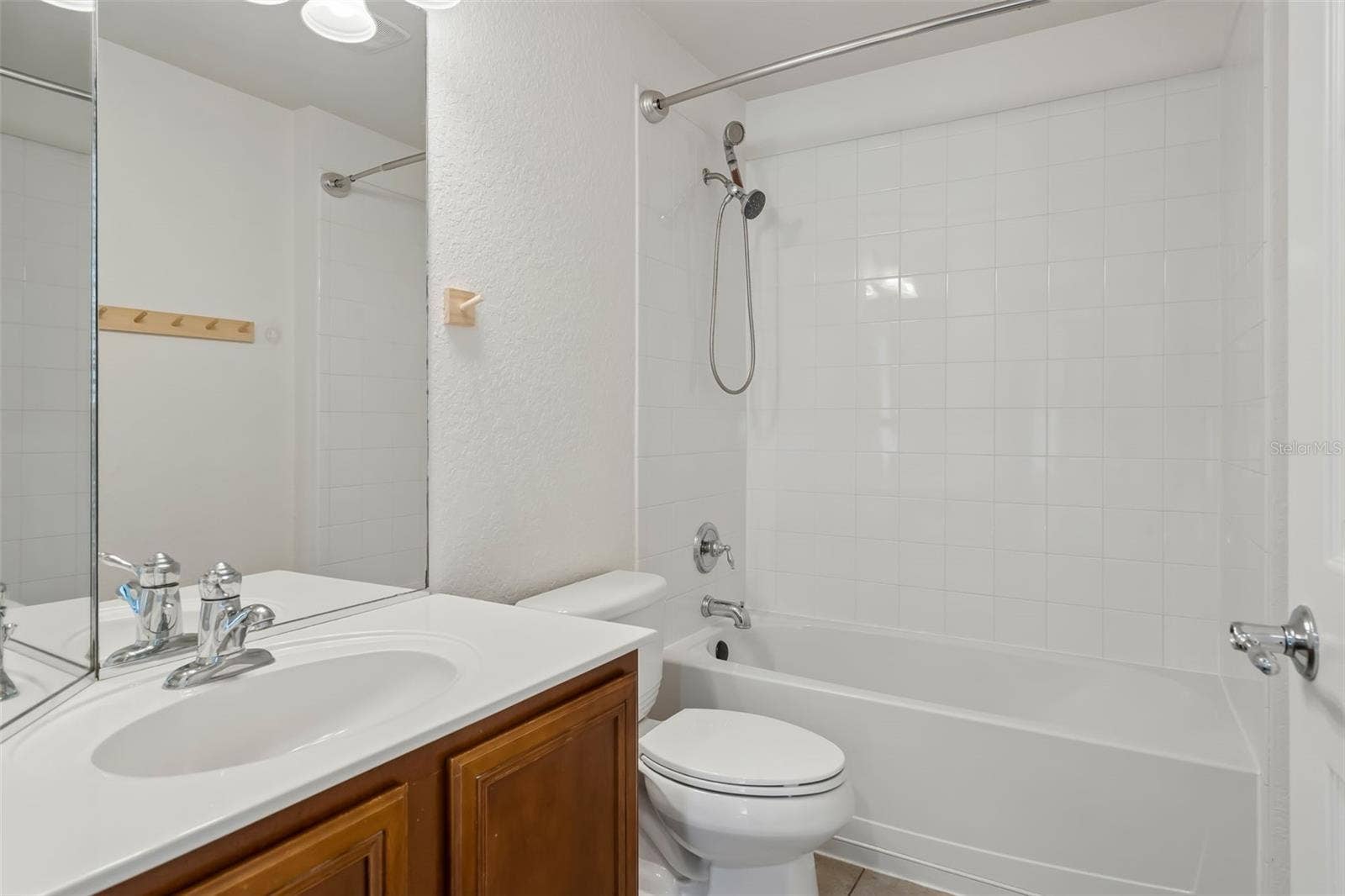 2956 SANTA MARIA AVENUE, Clermont, FL 34715 Bathroom 2