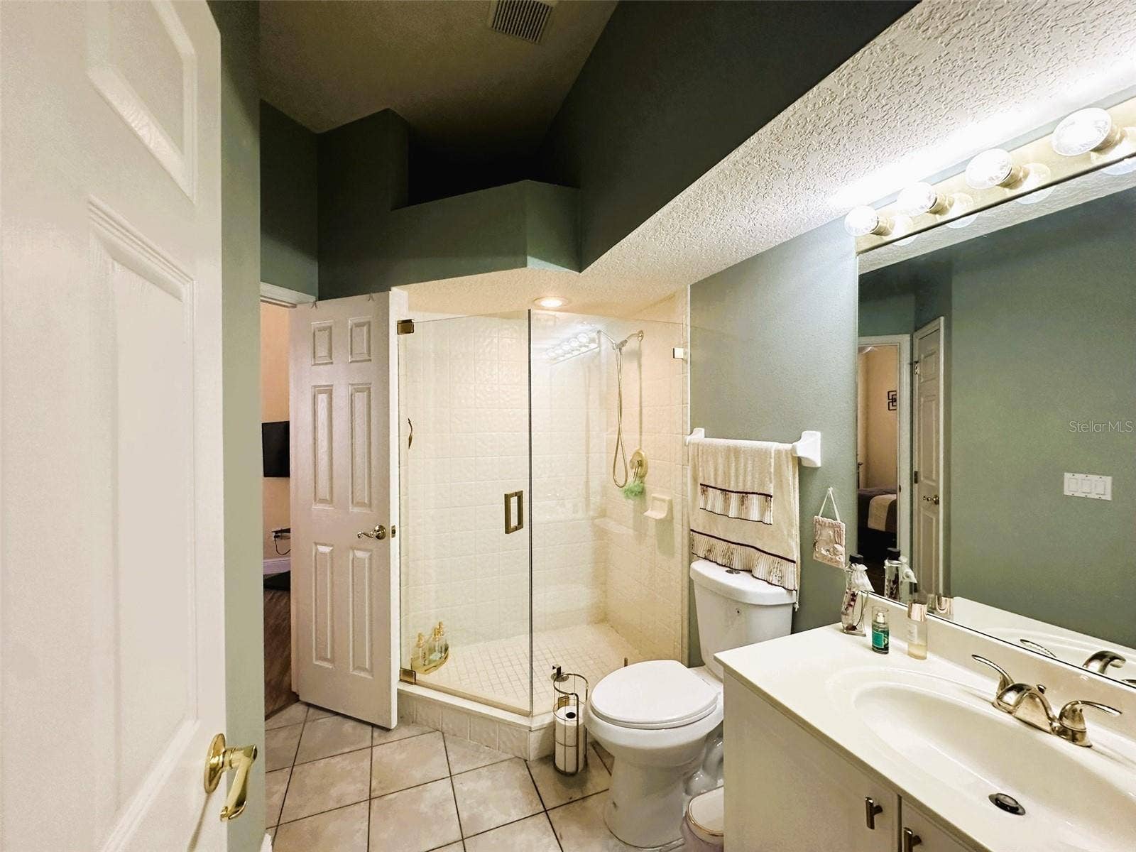 14342 TAMBOURINE DRIVE, Orlando, FL 32837 14342 TAMBOURINE DRIVE, Orlando, FL 32837